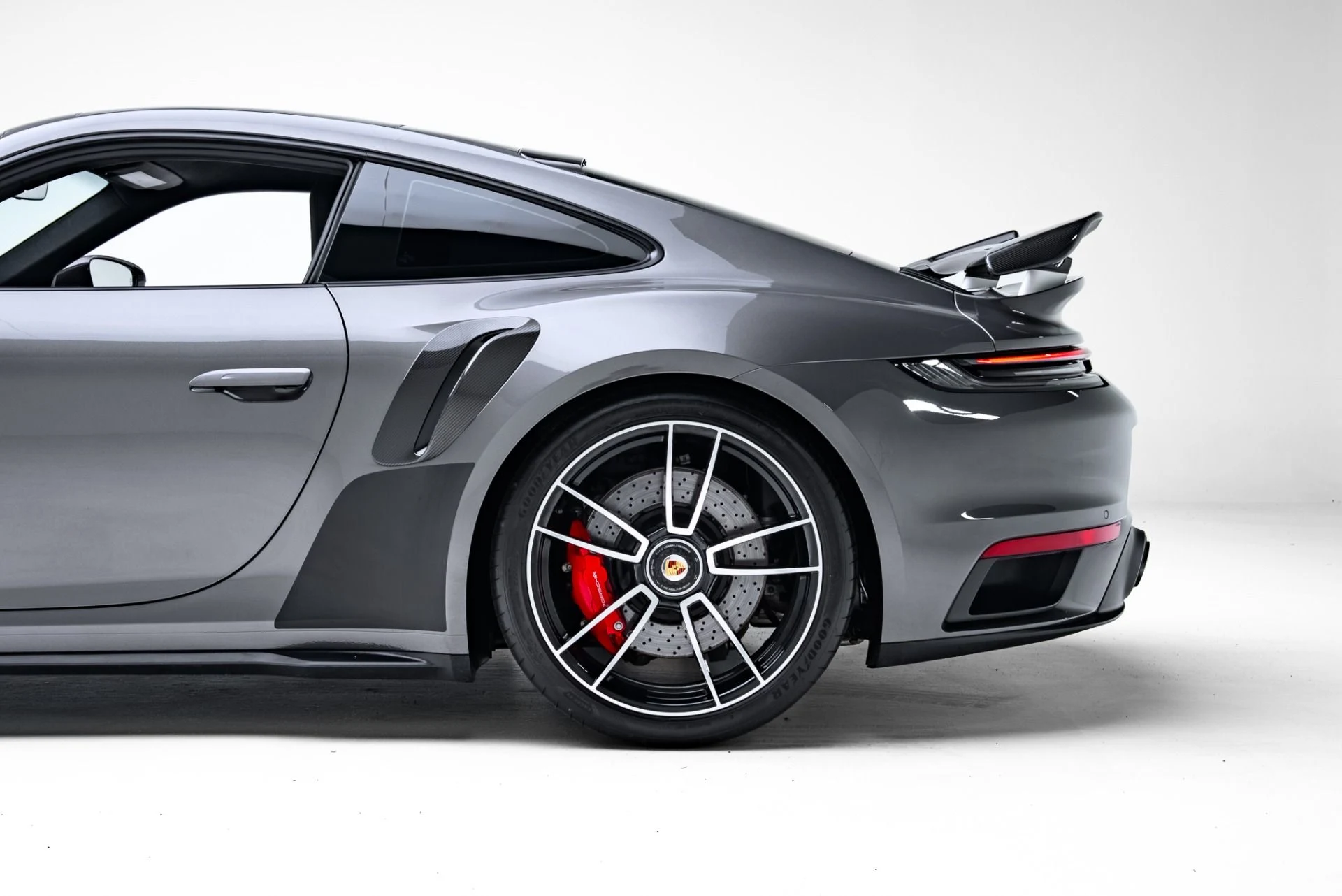 mph020_318942022_Used_2021_Porsche_911_Turbo_1771625049_db54b01785