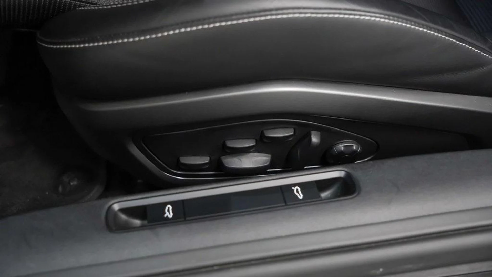 mph020_3189978880_I_Kx7swa_Gd_W_Mx_vyin_6_DP_05_Eh_UA_d42cc3ca8f