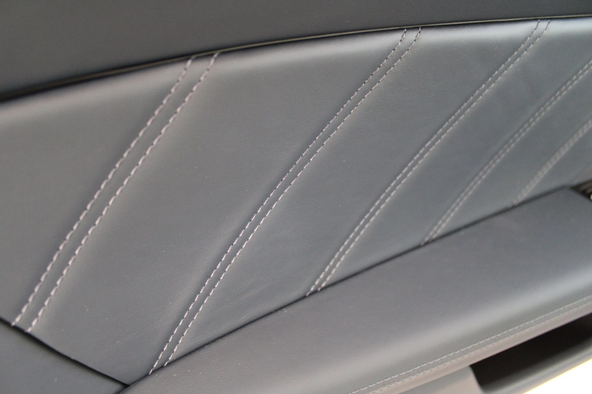 mph020_3193112973_811149b89fc22b68e41f81790b391649x_bd7473f3a8