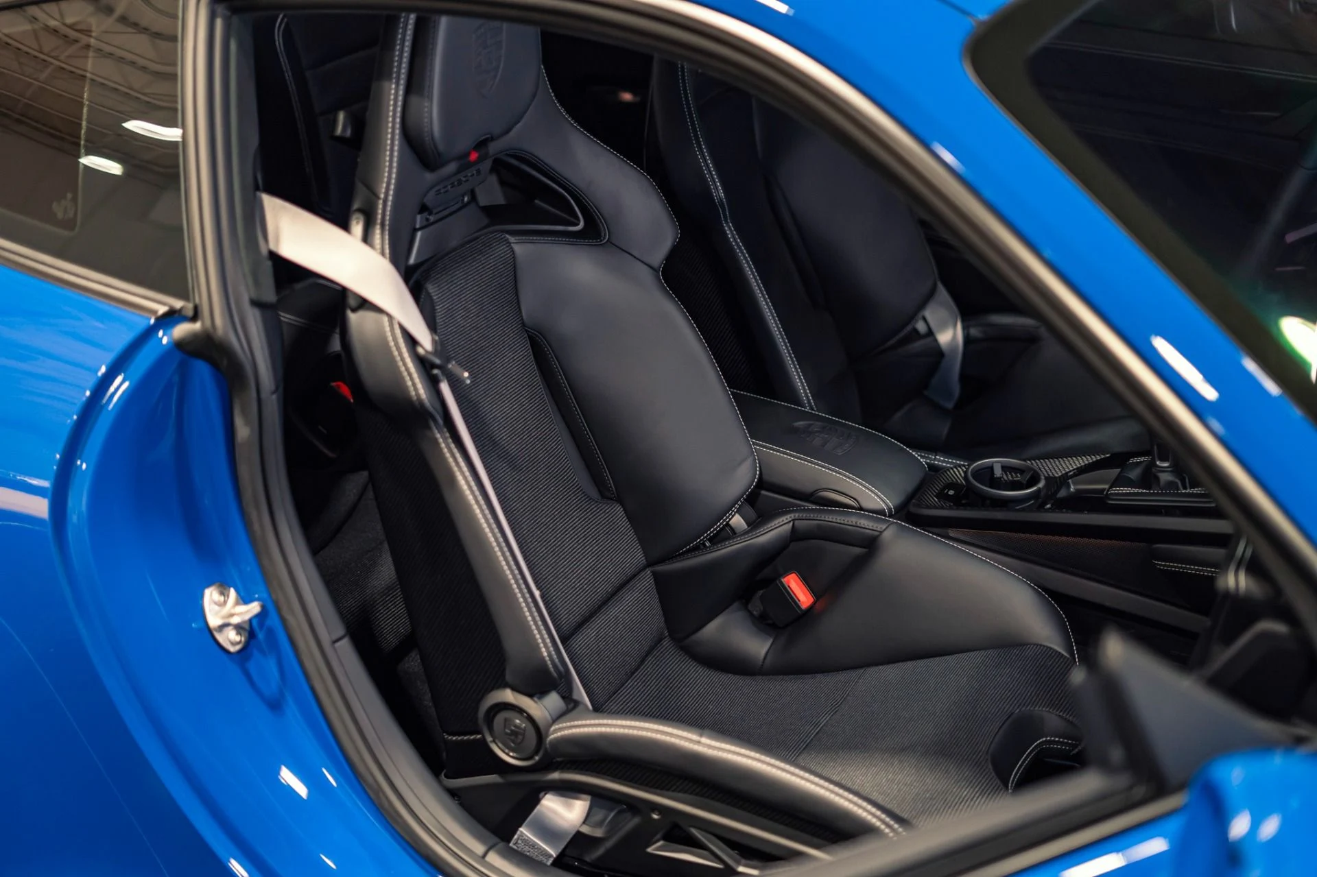 mph020_319336099_Used_2026_Porsche_911_GT_3_Touring_Lugano_Blue_Lightweight_Package_1777381470_511427a00c