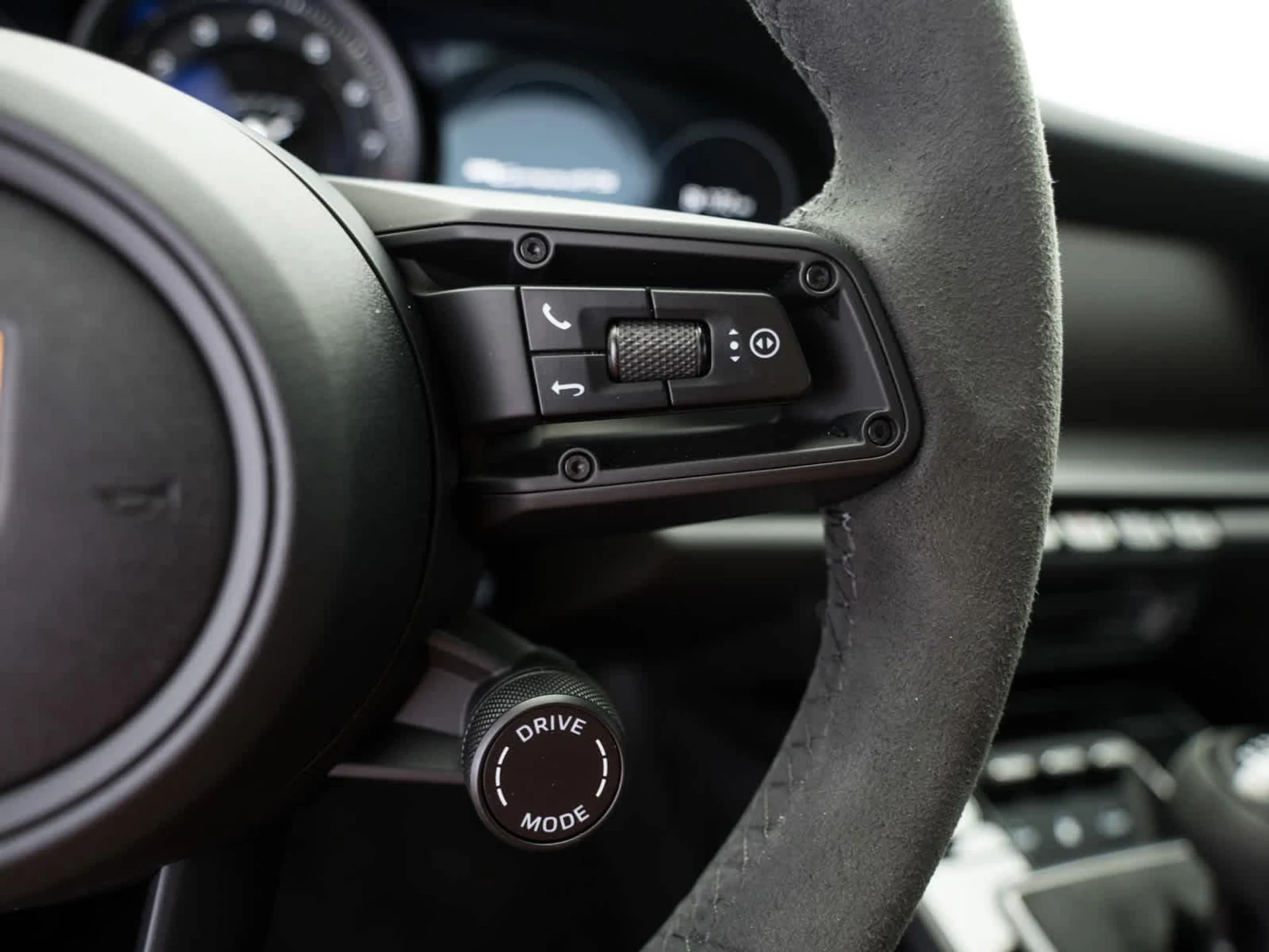 mph020_3193421905_e8961bf6b05212544d1df070709e91bex_07ce82ee41