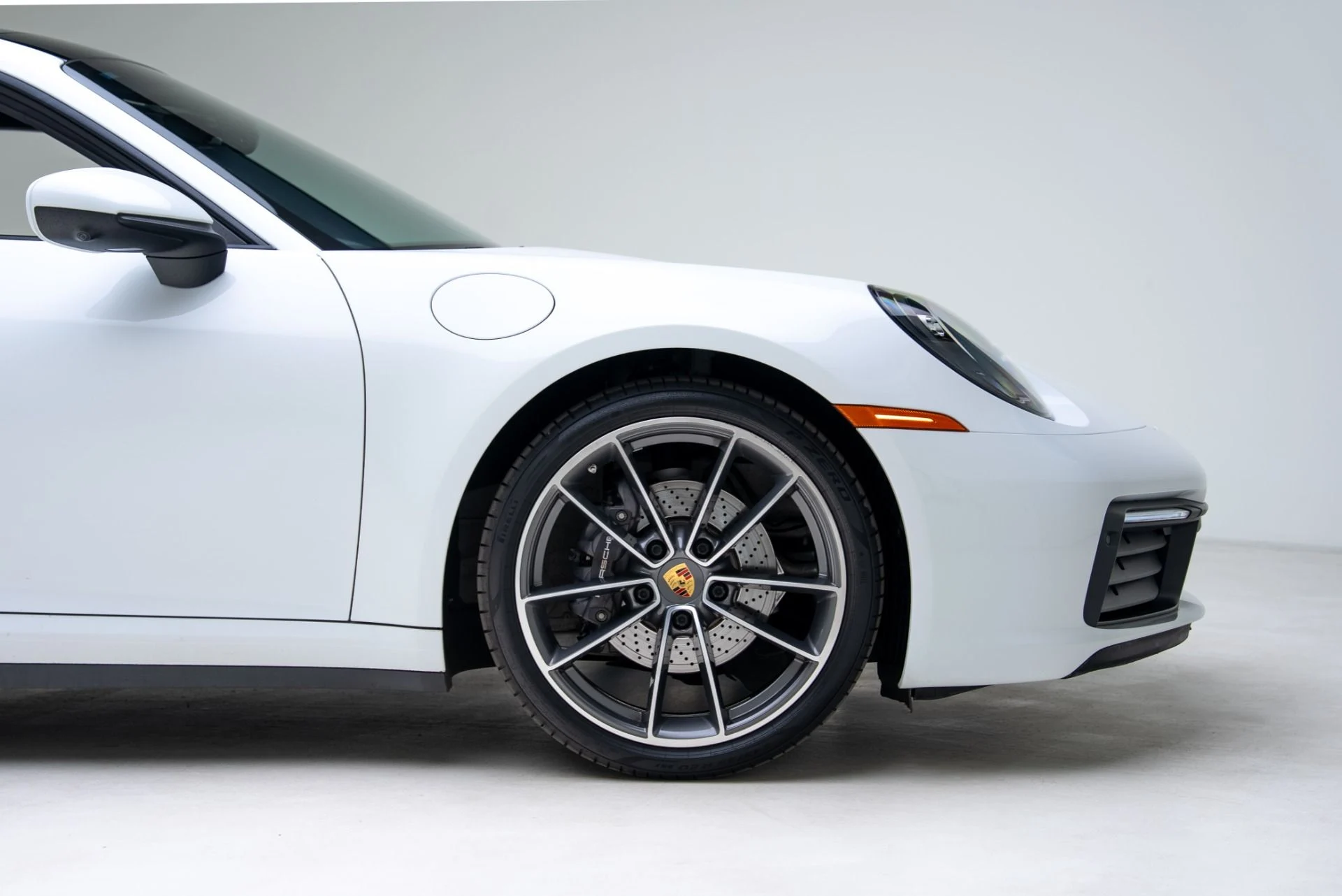 mph020_3194327809_Used_2020_Porsche_911_Carrera_1769107199_ef62065e22