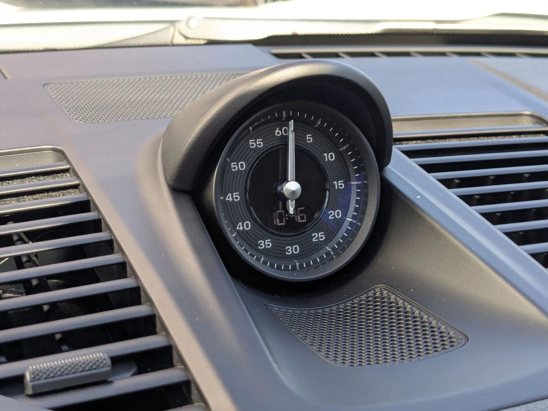 mph020_3195573477_916c73eed3d0ef417e303ed8db868990x_926b82eeea