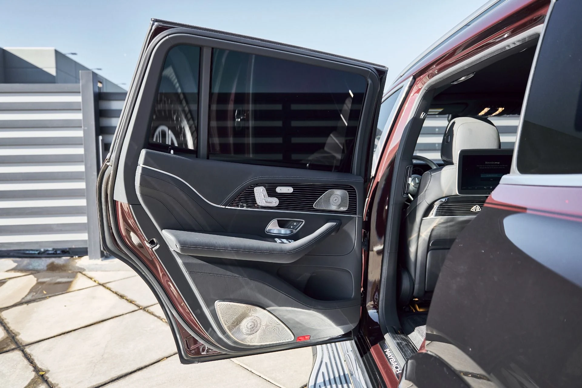 mph020_3206526081_Used_2024_Mercedes_Benz_GLS_Maybach_GLS_600_1766882789_d5ab85de3a