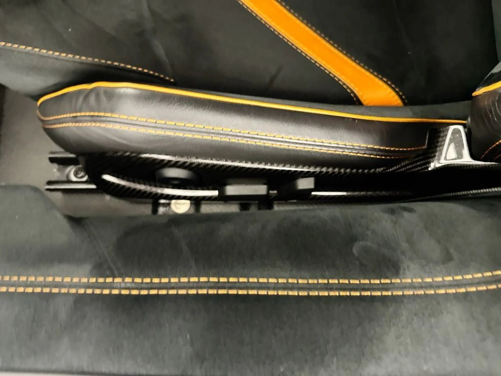 mph020_3208997804_e83c9acbc89849c1a289666cfbd9e942_0727e46705