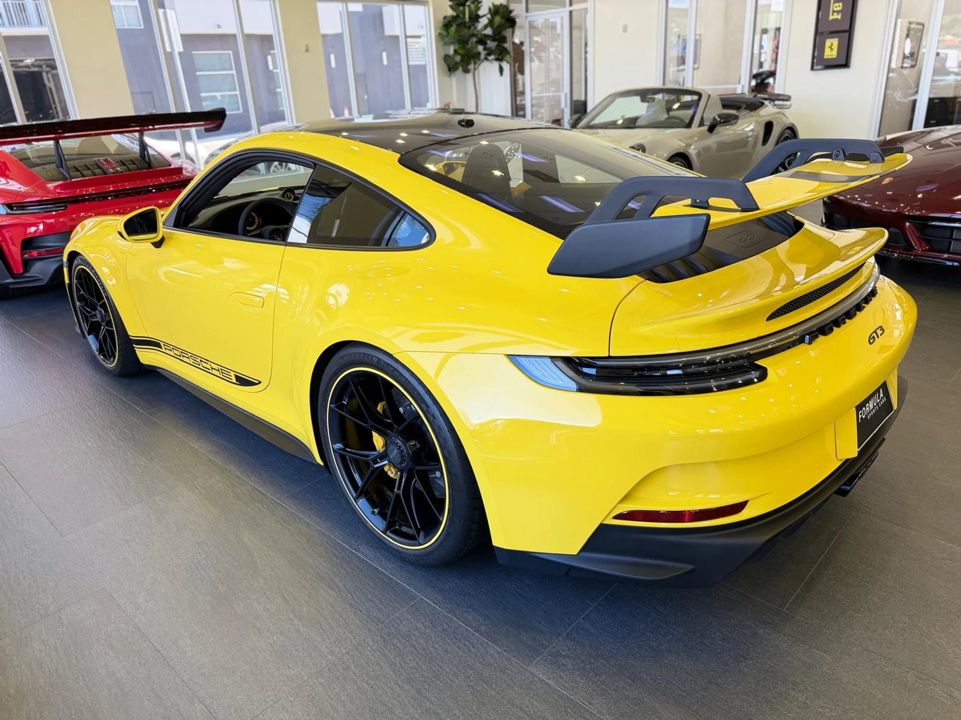 mph020_3211907119_Whats_App_Image_2025_12_22_at_6_00_56_PM_44_eae18e49fd