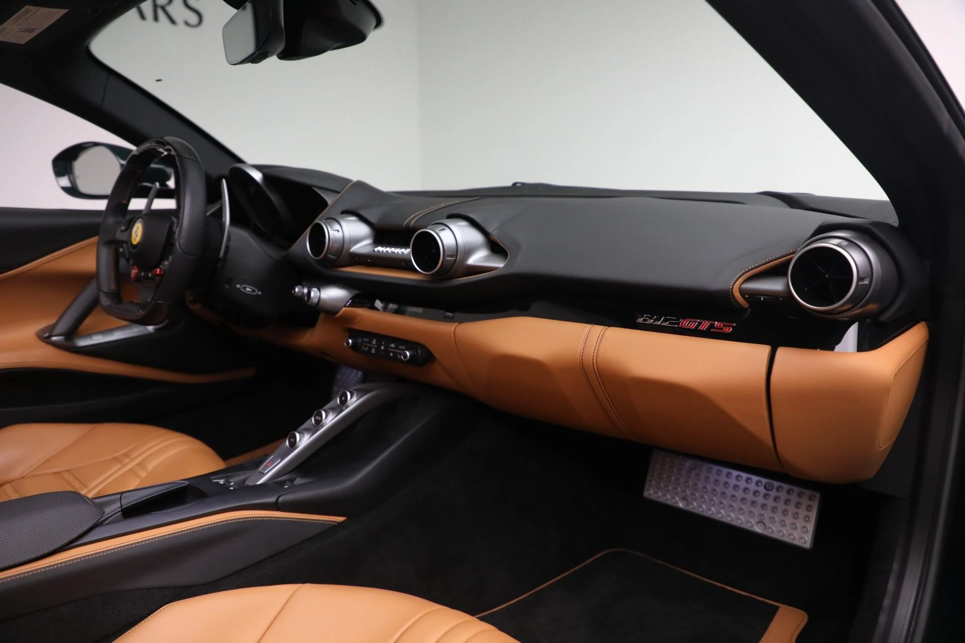 mph020_321350126_Used_2021_Ferrari_812_GTS_13e6bb83f3