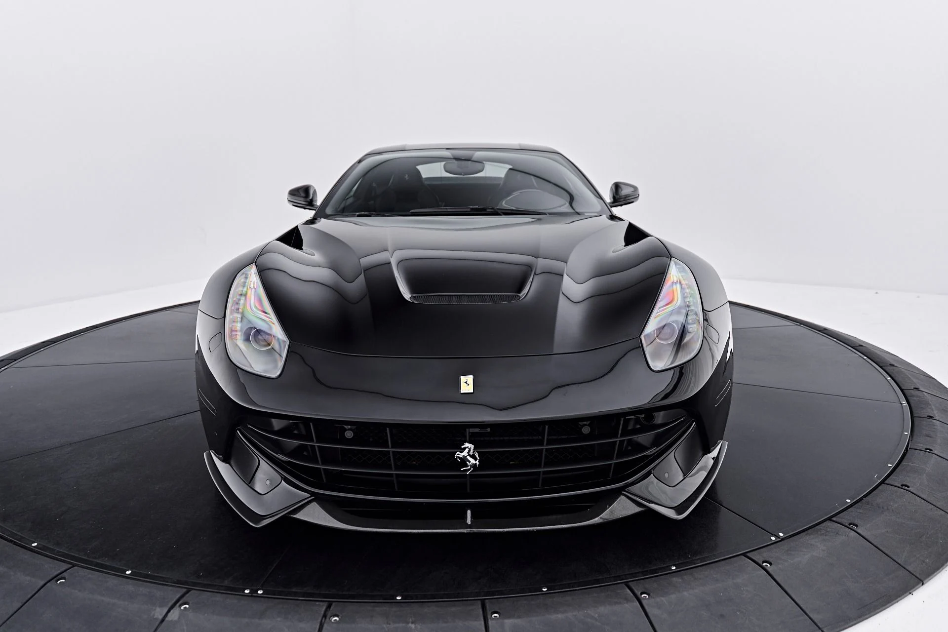 mph020_3216244422_Used_2015_Ferrari_F12_Berlinetta_1790206495_6d0ca3883b
