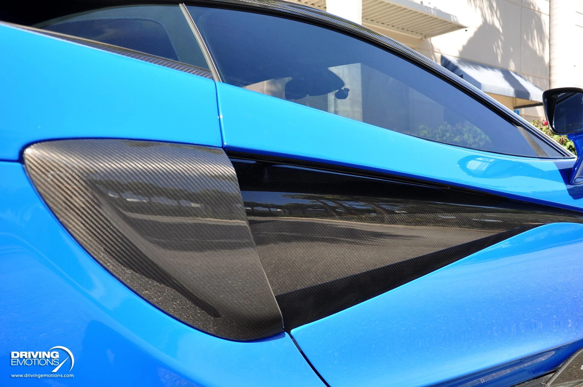 mph020_3217438588_836_p21_l_2767c37a70