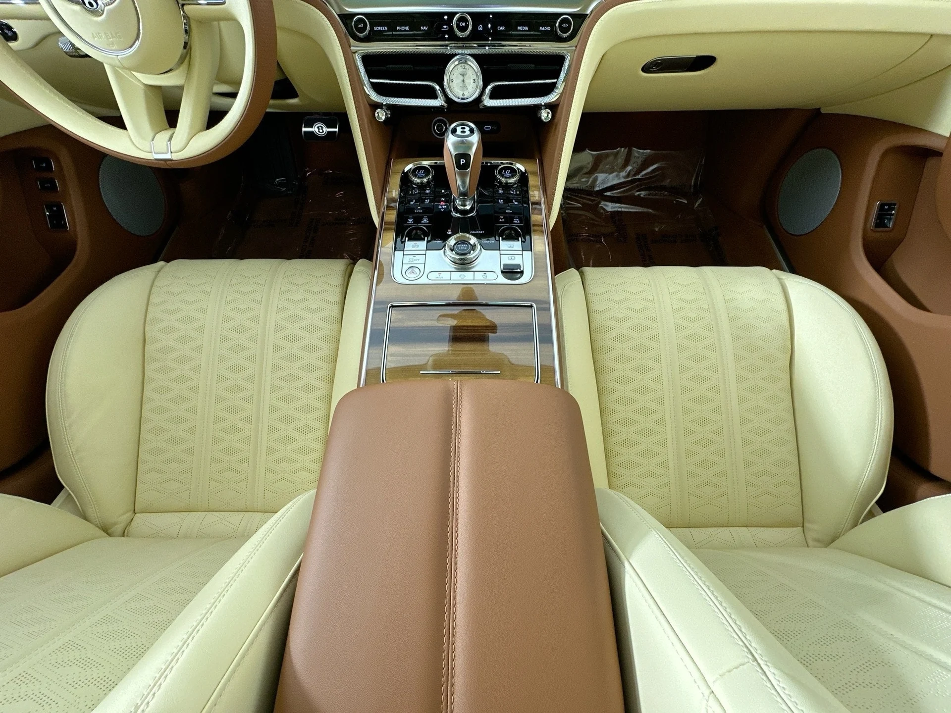 mph020_3225455899_21_2d1935c8d7