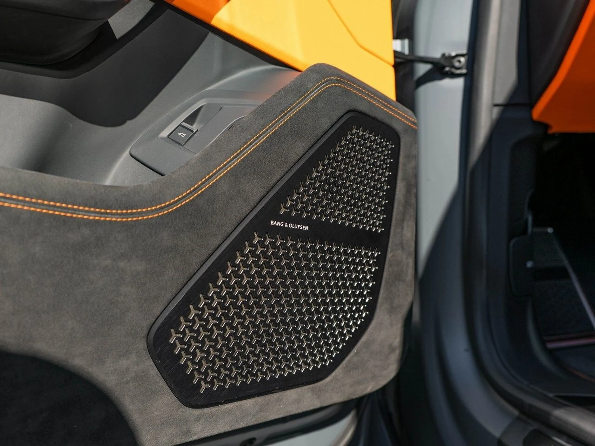 mph020_3229492450_9c8e55e2564995adda0787e865bdbd4dx_ce3dd46d88