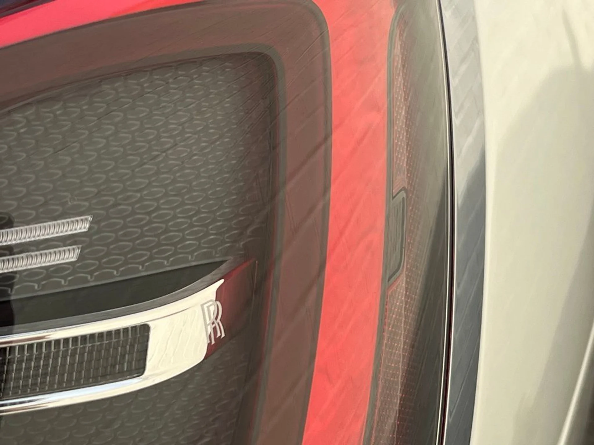 mph020_3232127759_5f10d5fb3ae84614b42cd45a00a35779x_49634b5195