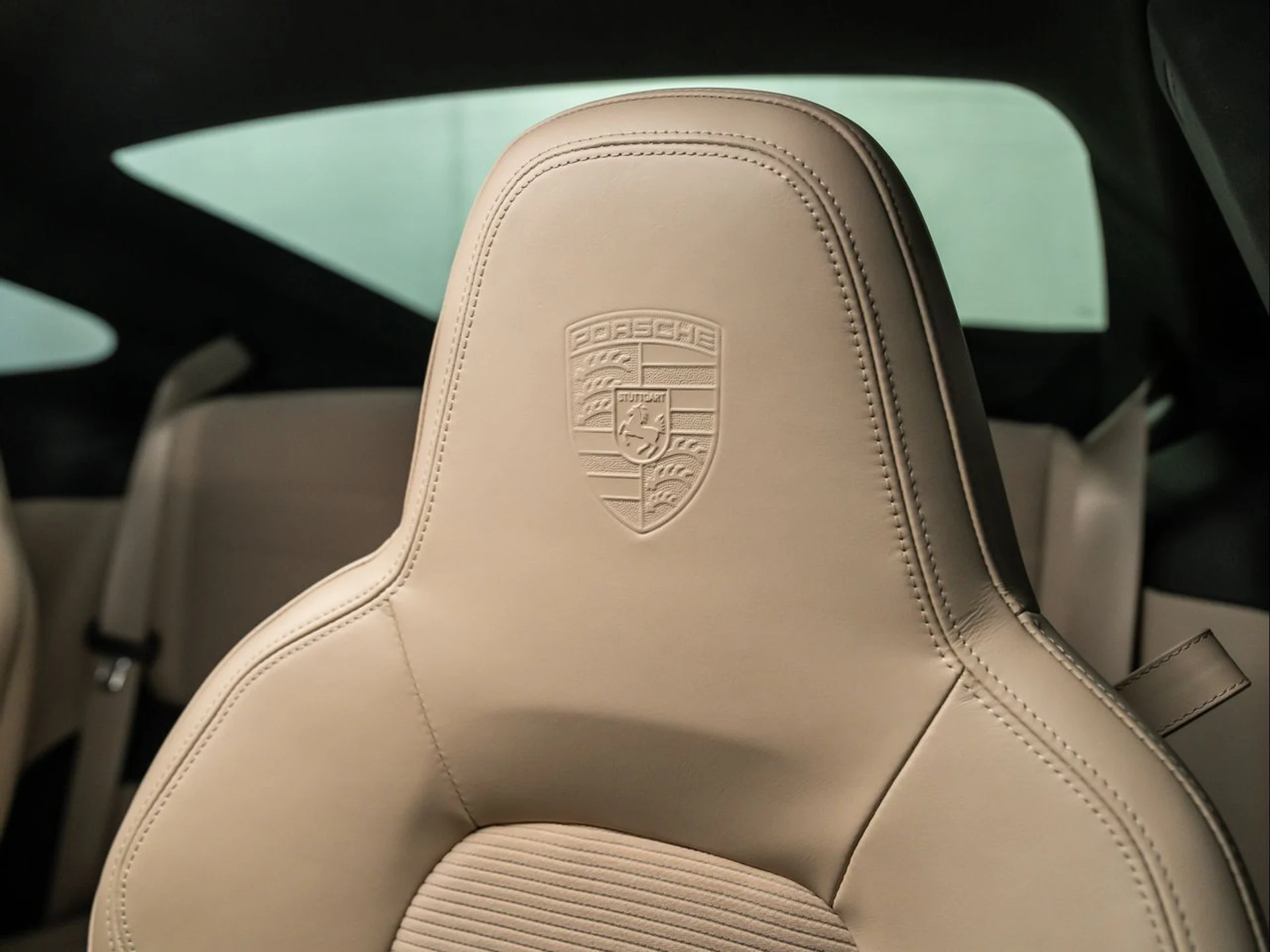 mph020_3237279330_989c09737fb1f1bc3854bf54630778c8_4d85260ddb