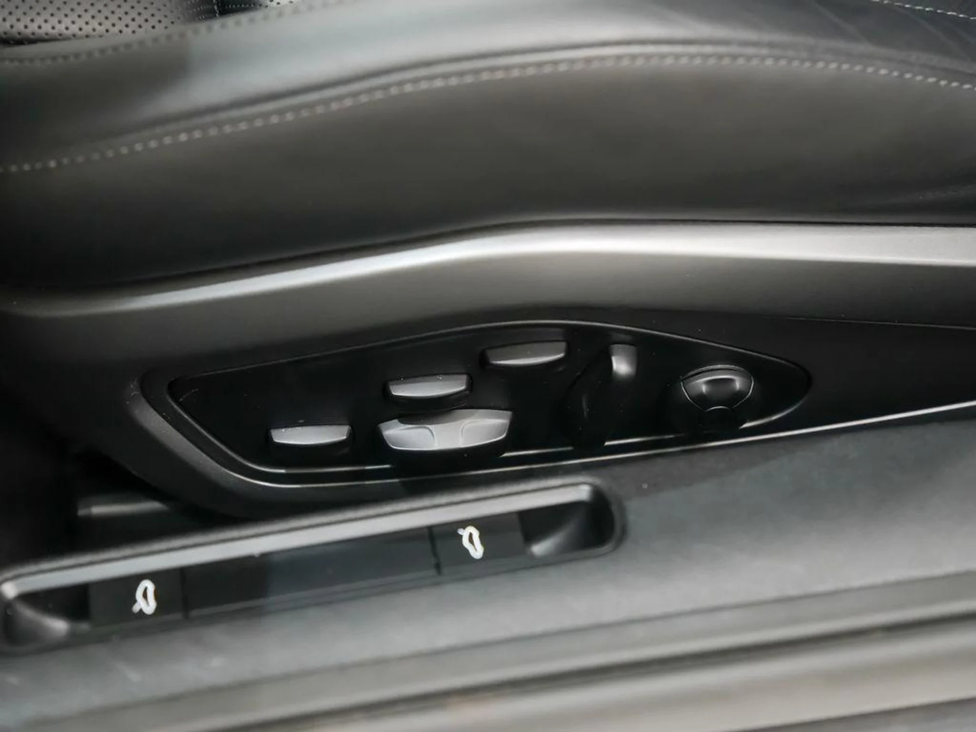 mph020_3254576337_y_JQ_Er_M_Ei2_Cf9_B49k_Iz_FK_Iama_I4_43e54fccef