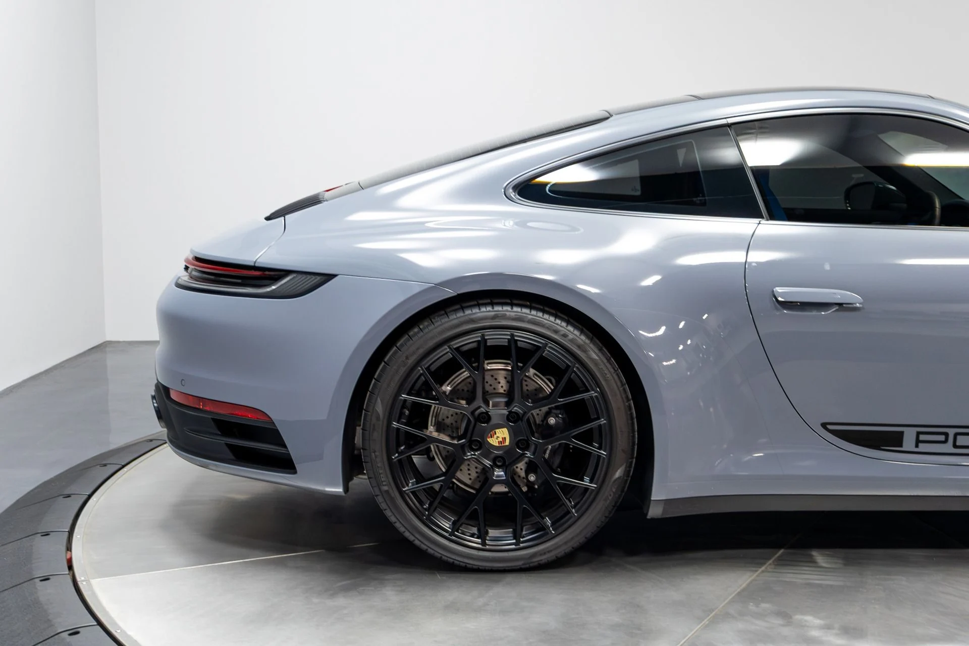 mph020_3263732621_Used_2024_Porsche_911_1774039779_8eb6203a09