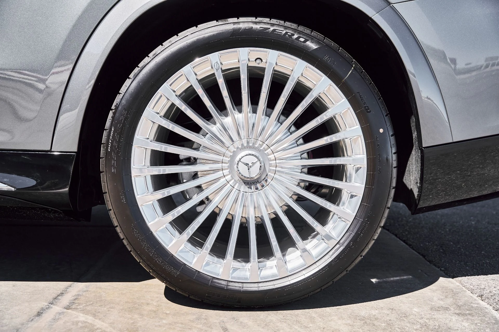 mph020_3268140757_Used_2026_Mercedes_Benz_GLS_Maybach_GLS_600_1776125272_a0bb6c11ff