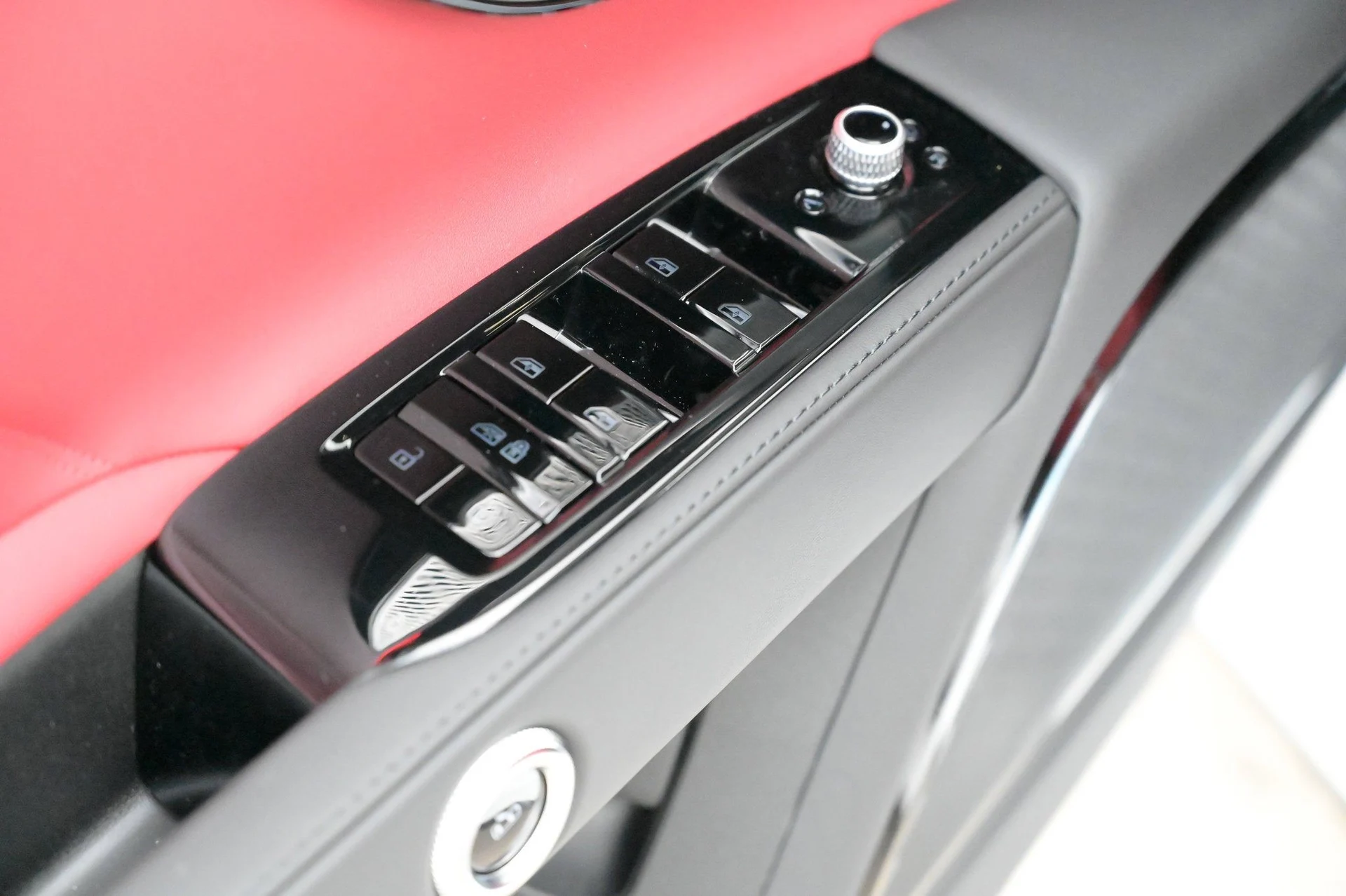 mph020_3270602542_1bf645219efd4e2d800f3ec13584ad55_21e873d3d0