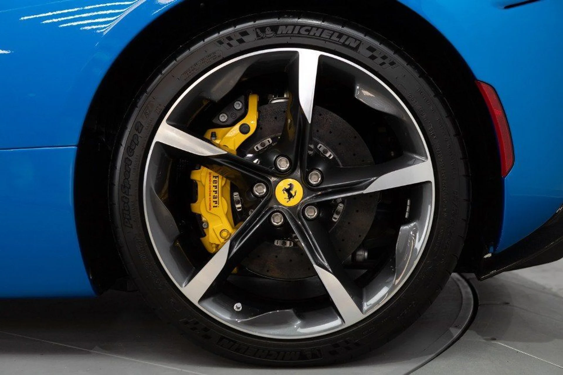 mph020_3272771392_e8c8698a6a754cf78f7c1b6bc18e6f72_c33a635310