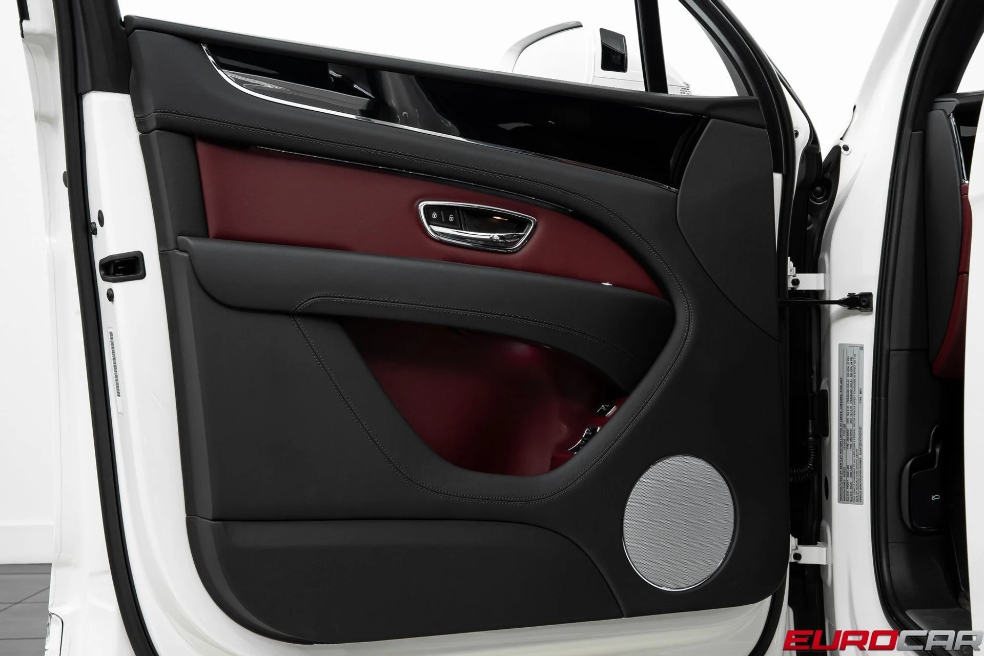 mph020_3275252320_image_21_878f36b85c