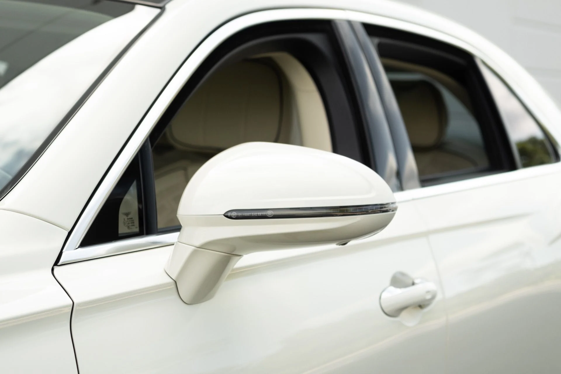 mph020_3277134376_Used_2021_Bentley_Flying_Spur_W12_1764866483_6d3f5754ca