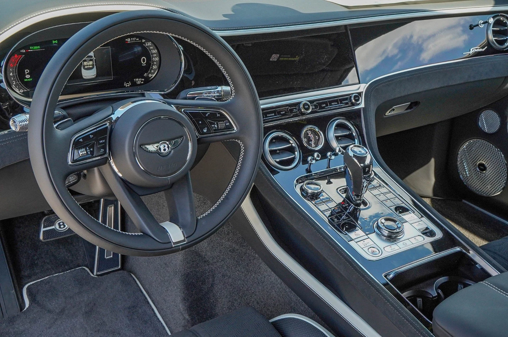 mph020_3278134889_Hi_Tech_Luxury_Imports_LLC_SCBDR_4_ZG_4_SC_020836_image_20_2d37b2234d