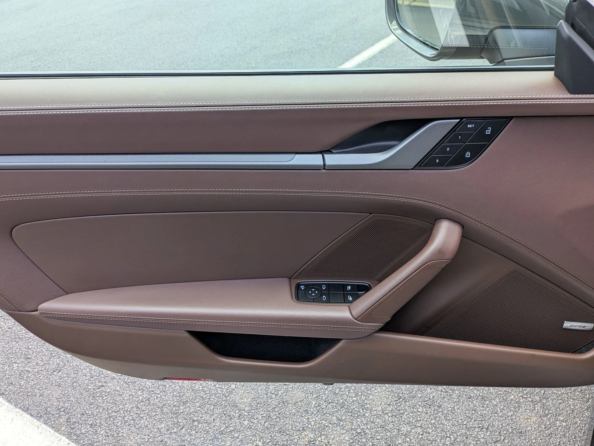 mph020_3283564530_49ffe734dd8434a7dd78d228665b83ccx_312c802c83