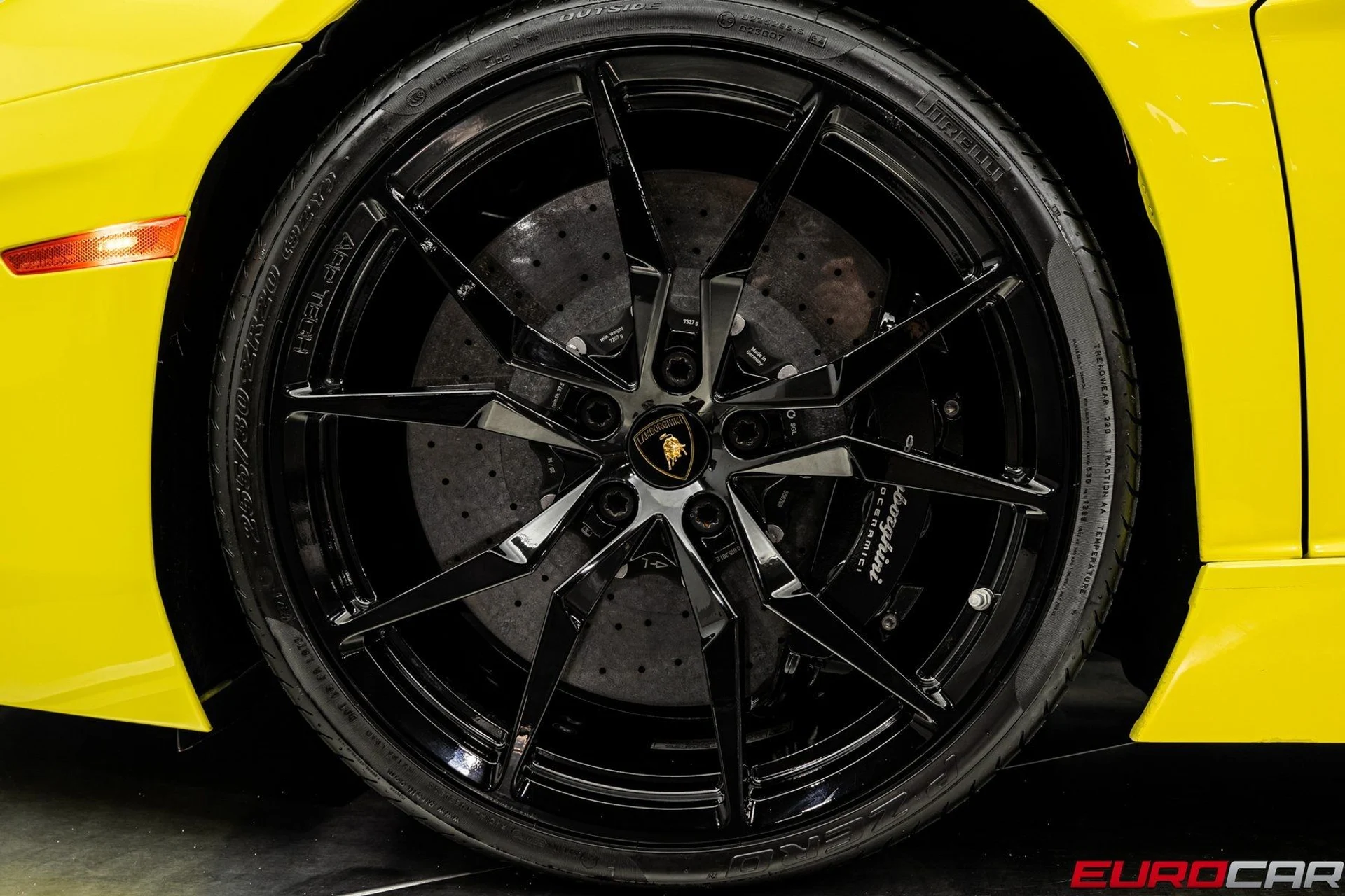 mph020_3286327886_image_21_65d2fe4f46