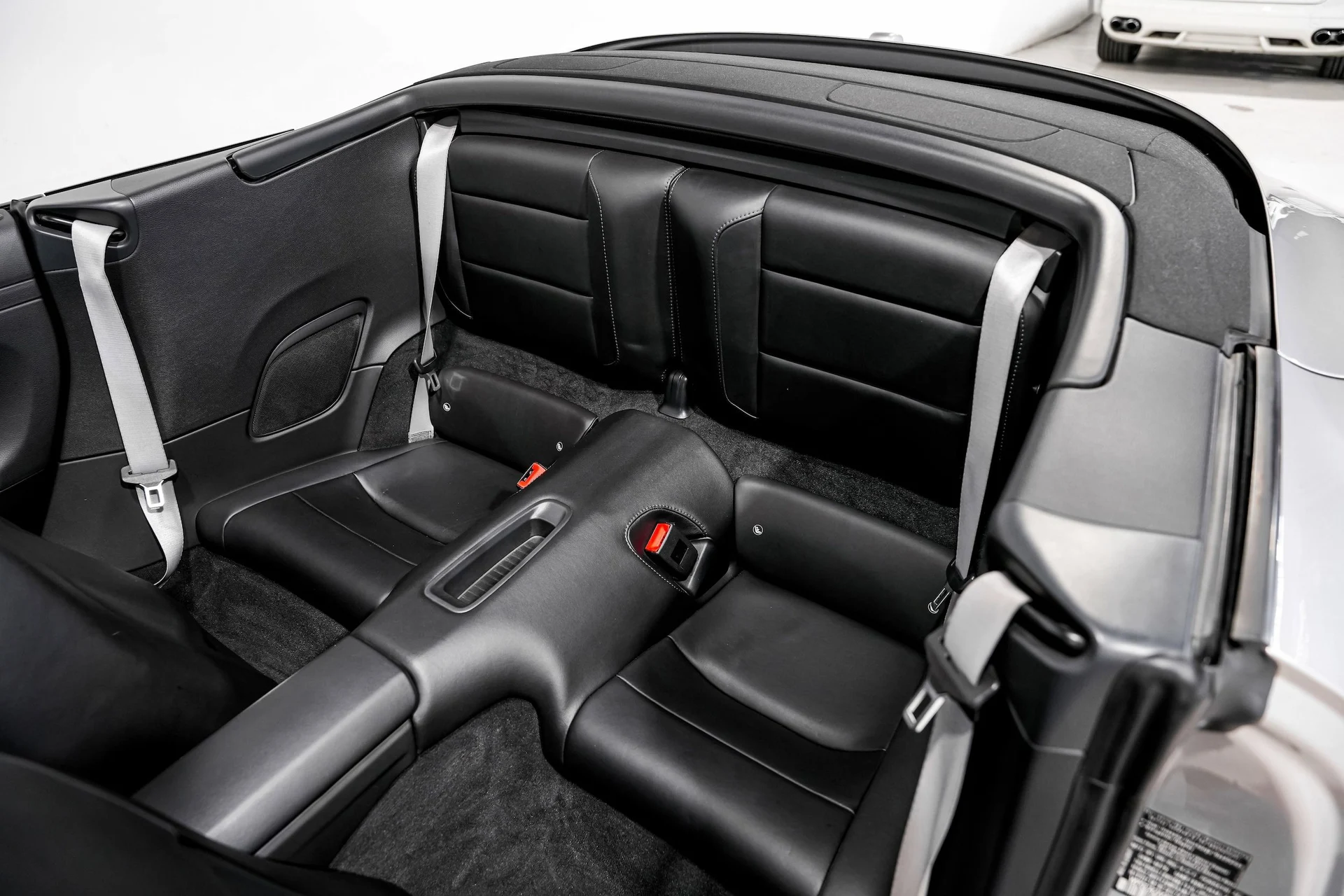 mph020_3287127923_55a4bf7422e820dfa2d6fb090469a12fx_304e48f004