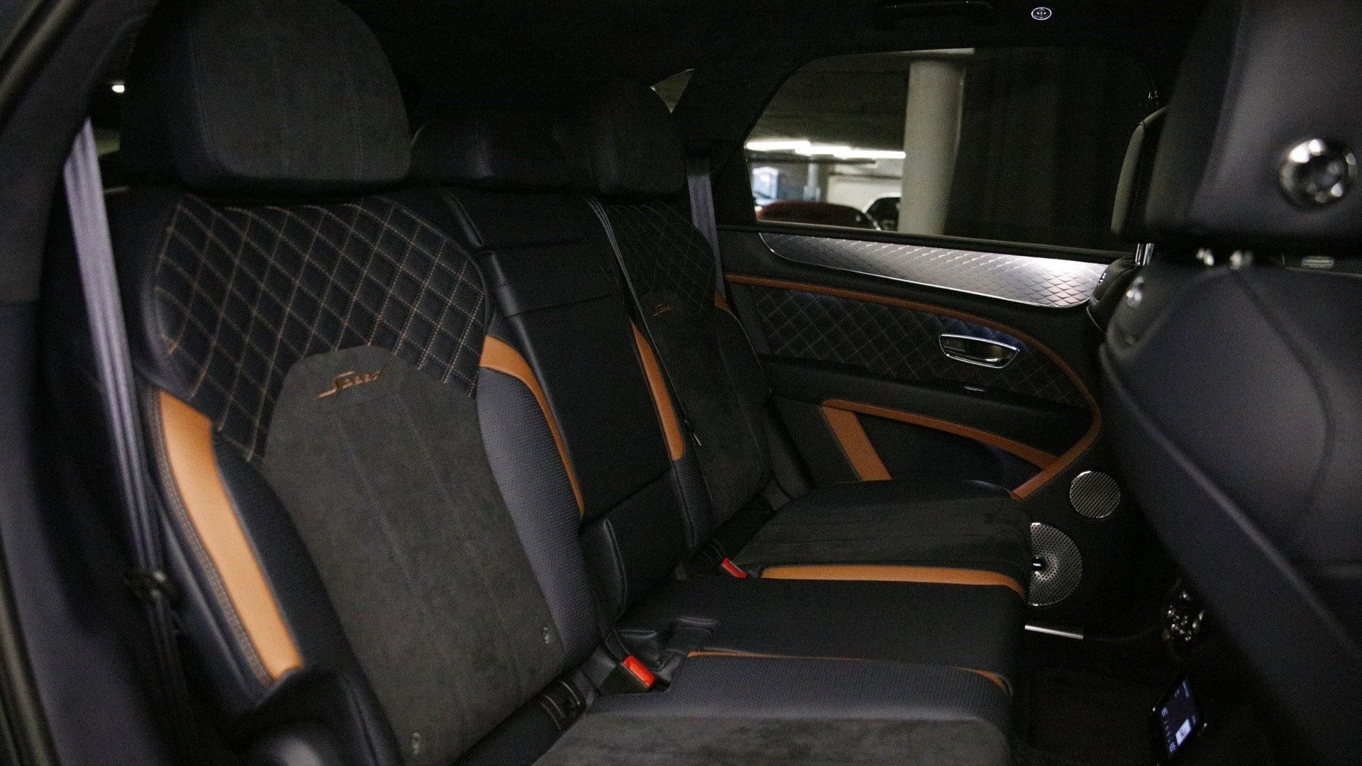 mph020_3296525952_Used_2022_Bentley_Bentayga_Speed_1700744470_134f9926e3