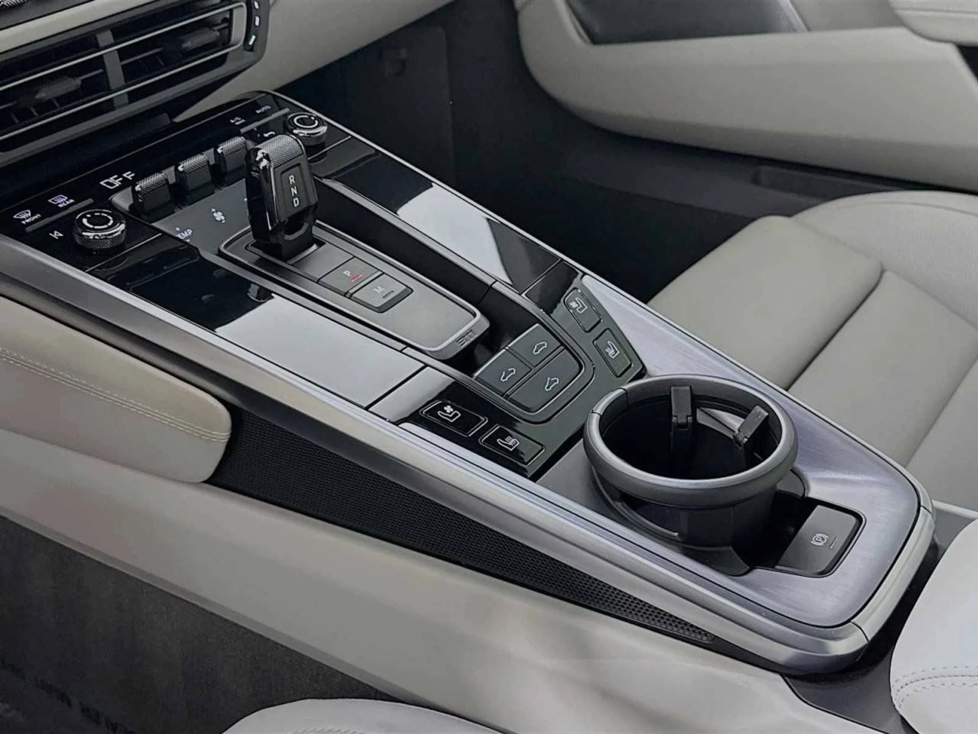 mph020_3299965118_3bc321c38b6e756f97c103420e1c754a_0f0acfbd21