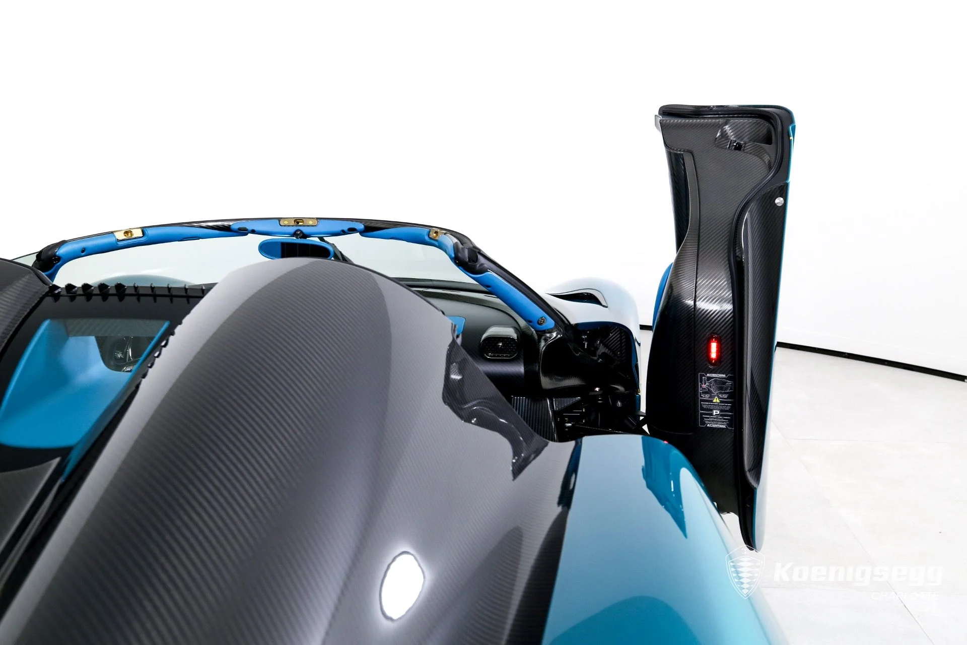 mph020_3303169358_Used_2021_KOENIGSEGG_REGERA_RWD_1705435580_9b16ef6cf3