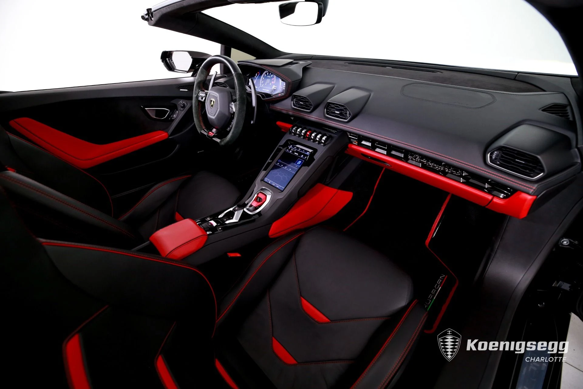mph020_3305031288_Used_2023_Lamborghini_Huracan_EVO_Spyder_1761056229_dd5a284fa2