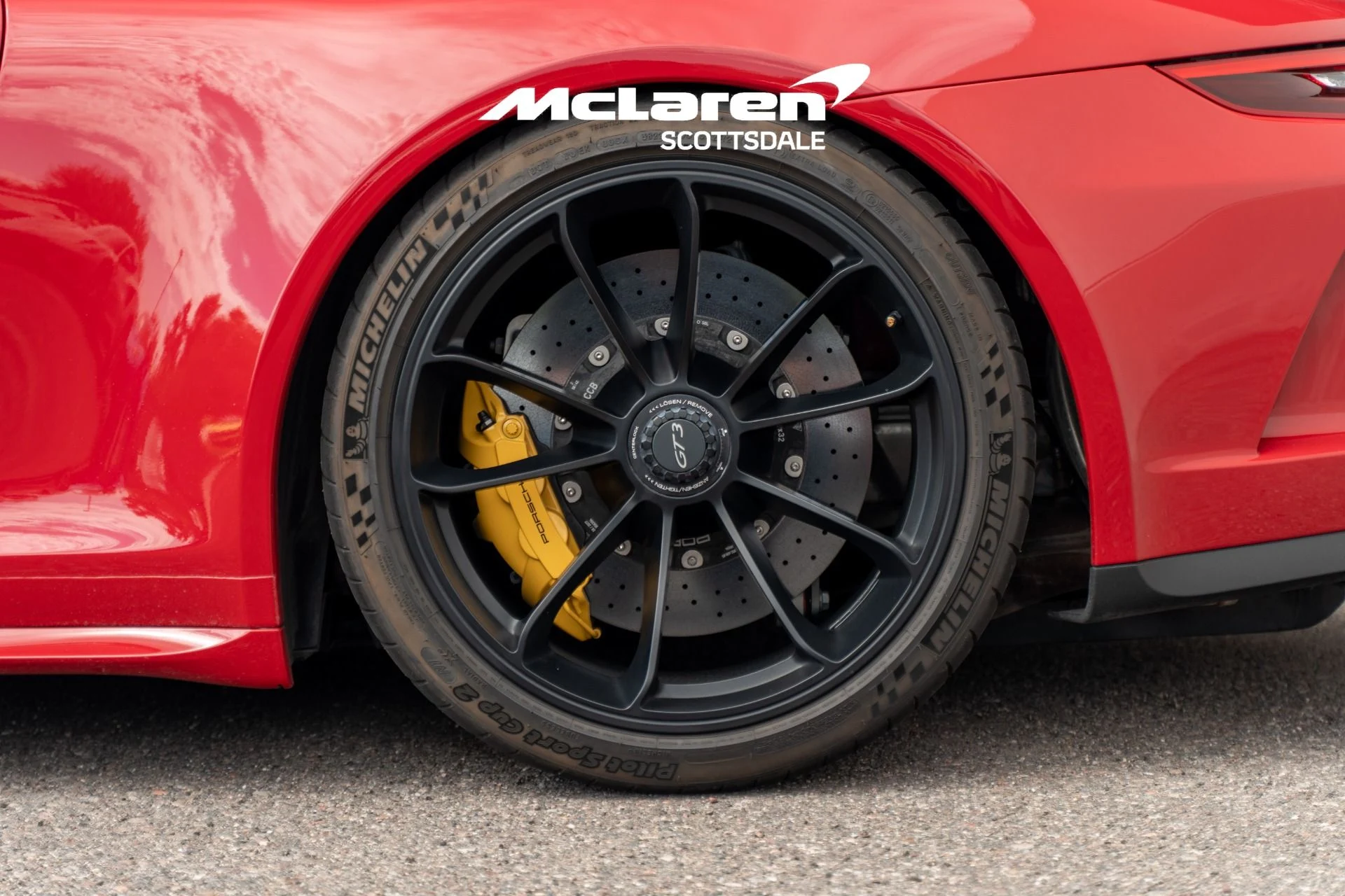 mph020_3309767790_Used_2018_PORSCHE_911_GT_3_1760124140_ff487d1ed5