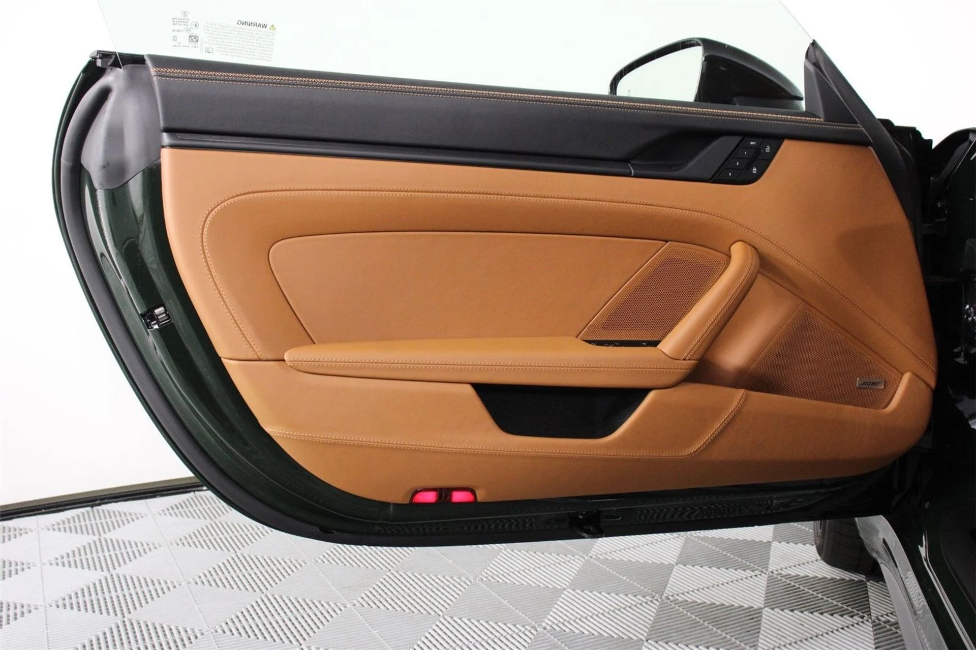 mph020_3310059234_a79e0828ed7fab00d16b9b866e36623f_0515346f9f