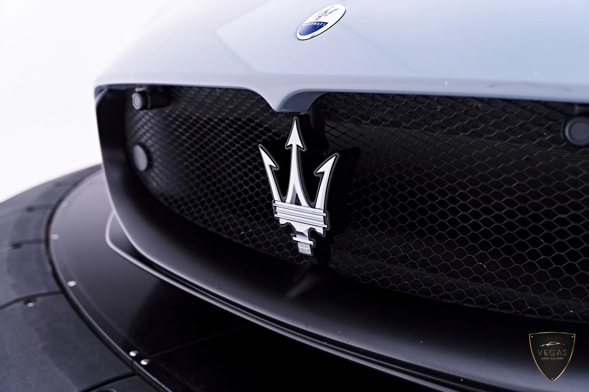mph020_3312365712_Used_2023_Maserati_MC_20_1782764022_e0f1856e76