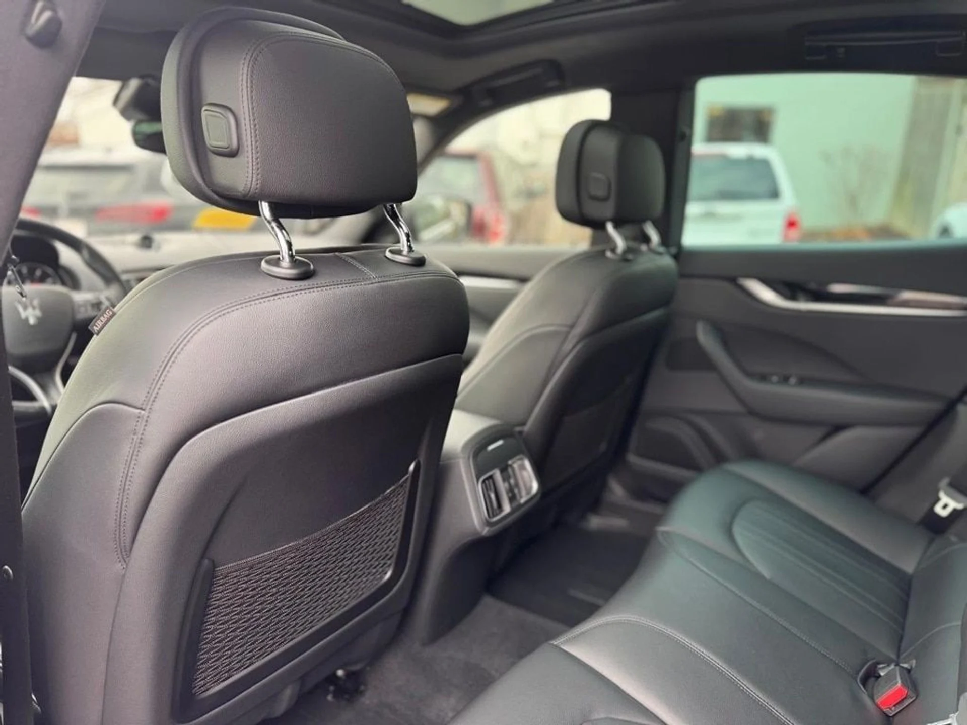 mph020_3312933340_e635811c91735e79ecede515507163bfx_2b94b0aec5