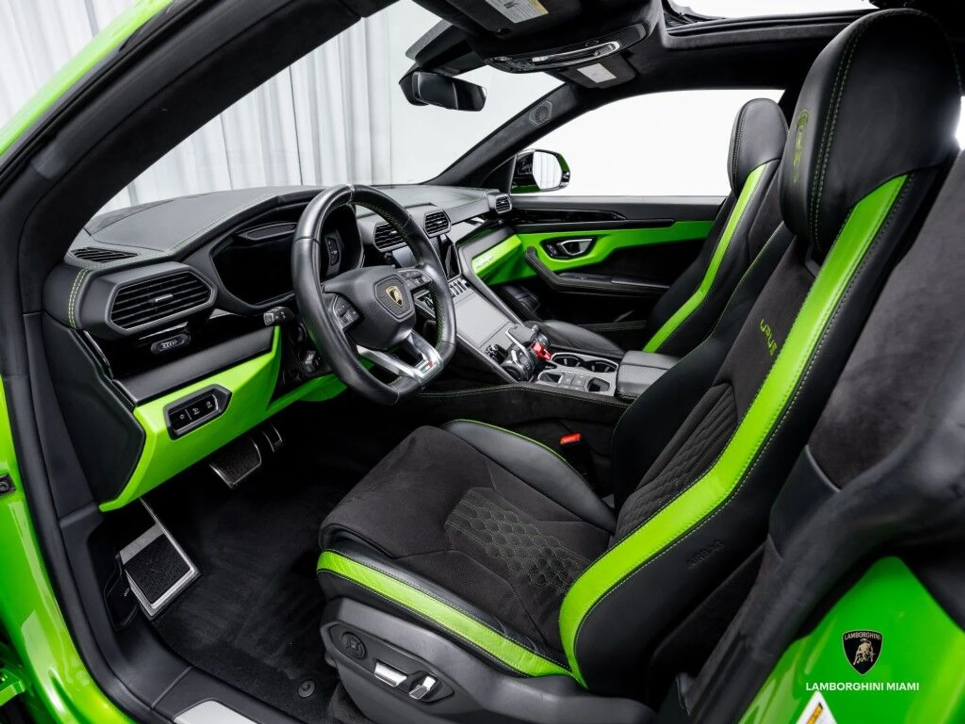 mph020_3314056372_9d68a704ea3478bfae11a8f2eef36348_764497bc01