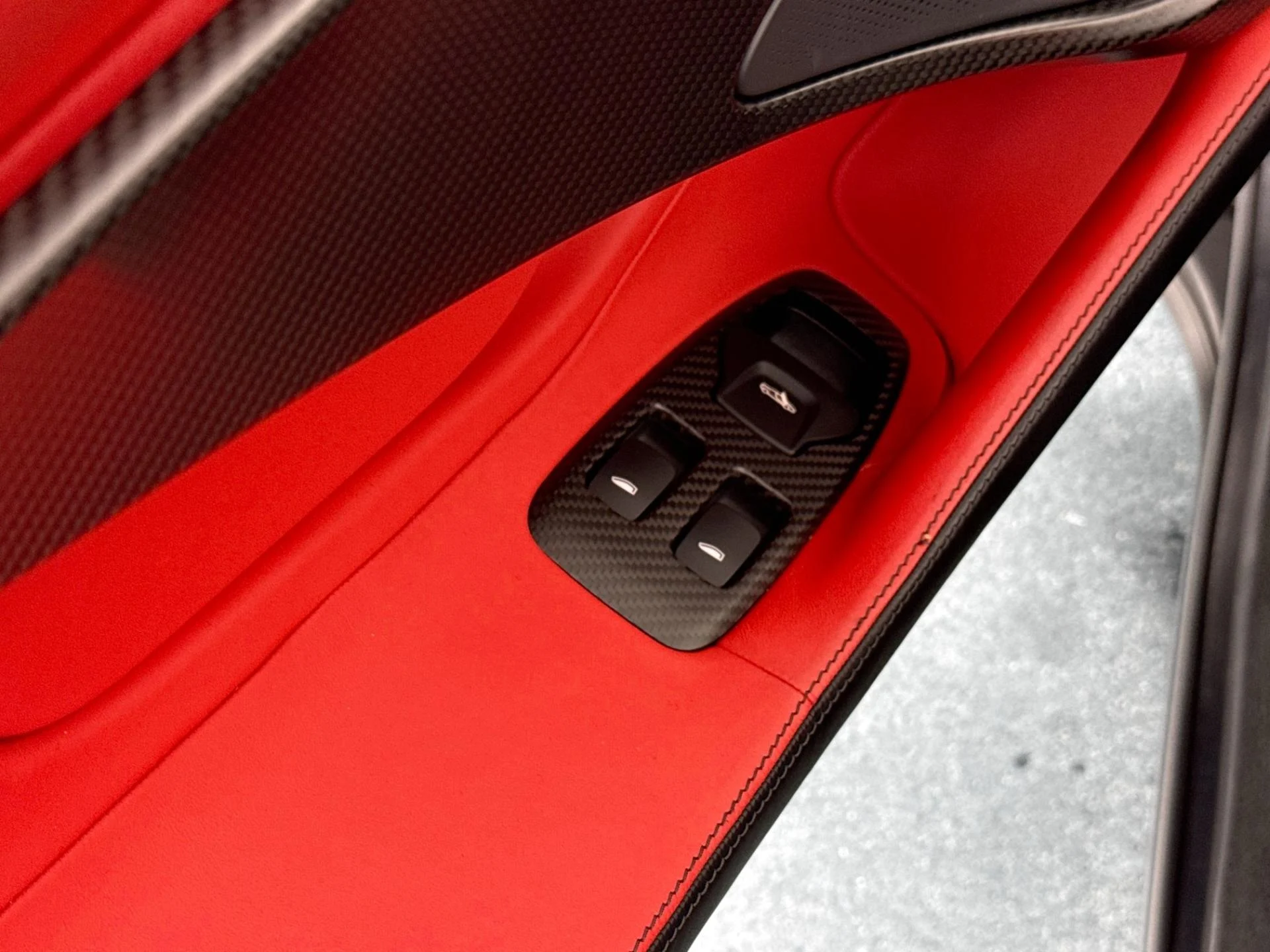 mph020_3316897339_Used_2020_Mc_Laren_600_LT_Spider_1784604393_622632cb4d