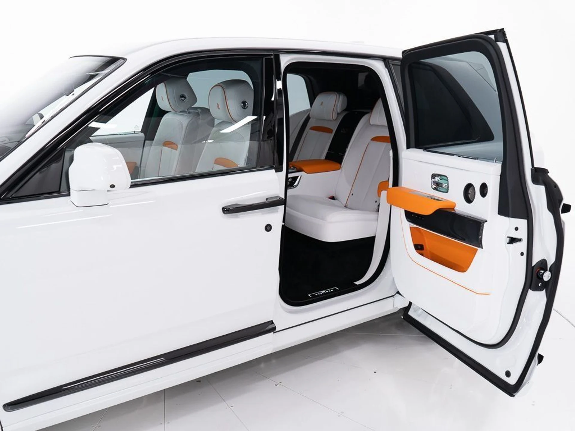 mph020_3321808835_98c25473bd983b452964921e72e44a9c_5853907d0d