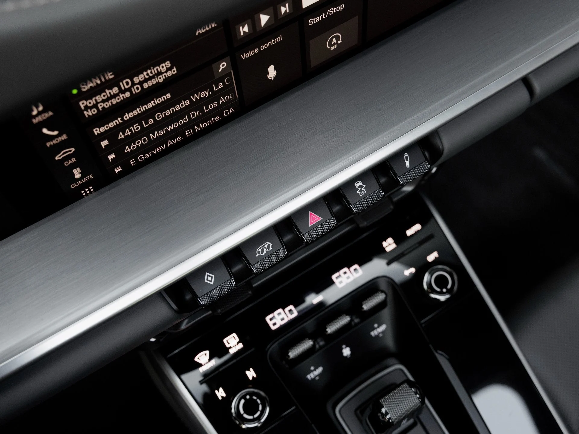 mph020_3323879222_21_31794c00bf