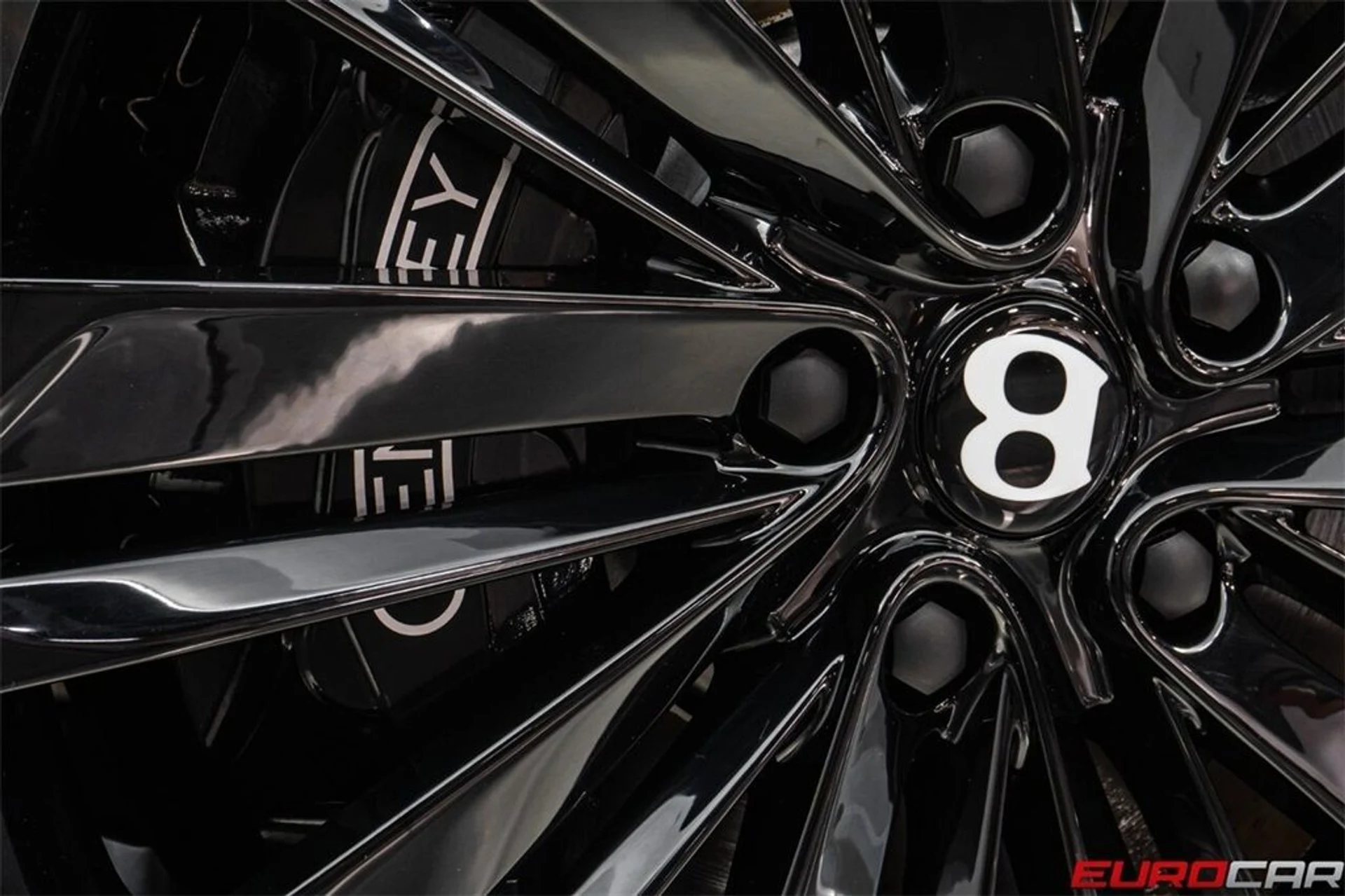 mph020_3328239230_image_21_8debd54d2e