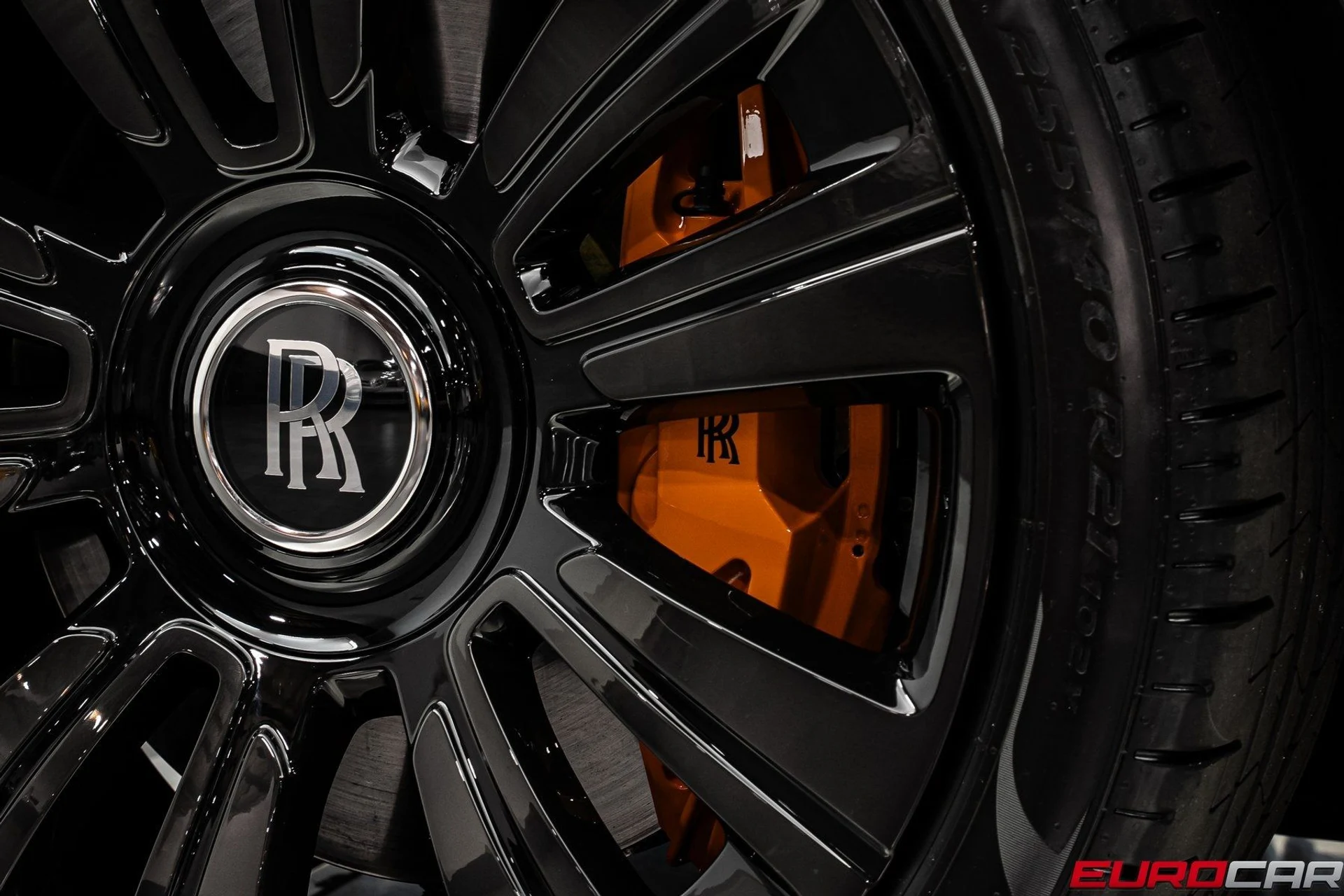 mph020_3329458343_image_21_9b2fe37990