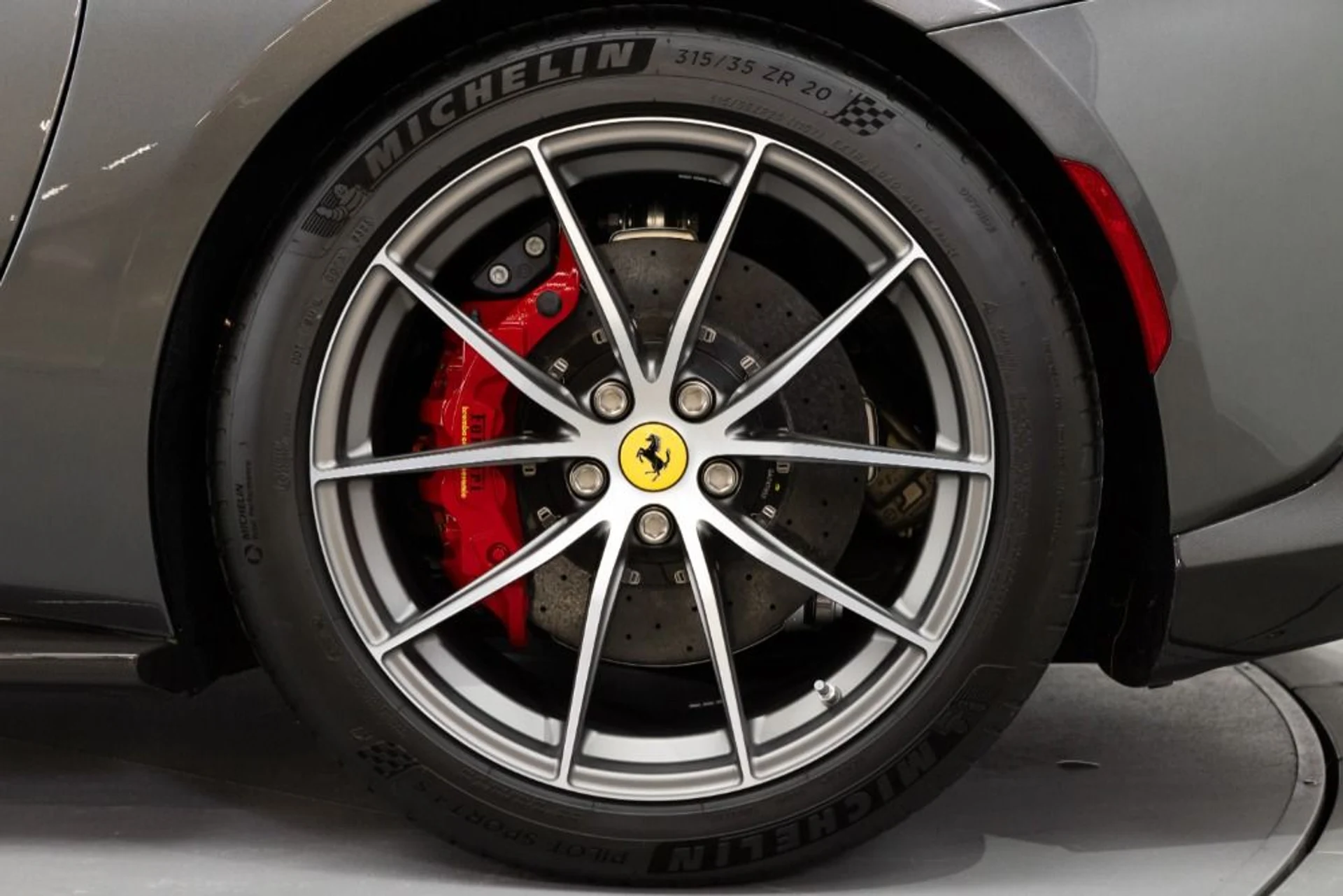 mph020_3337076678_Used_2023_Ferrari_812_GTS_2269701866