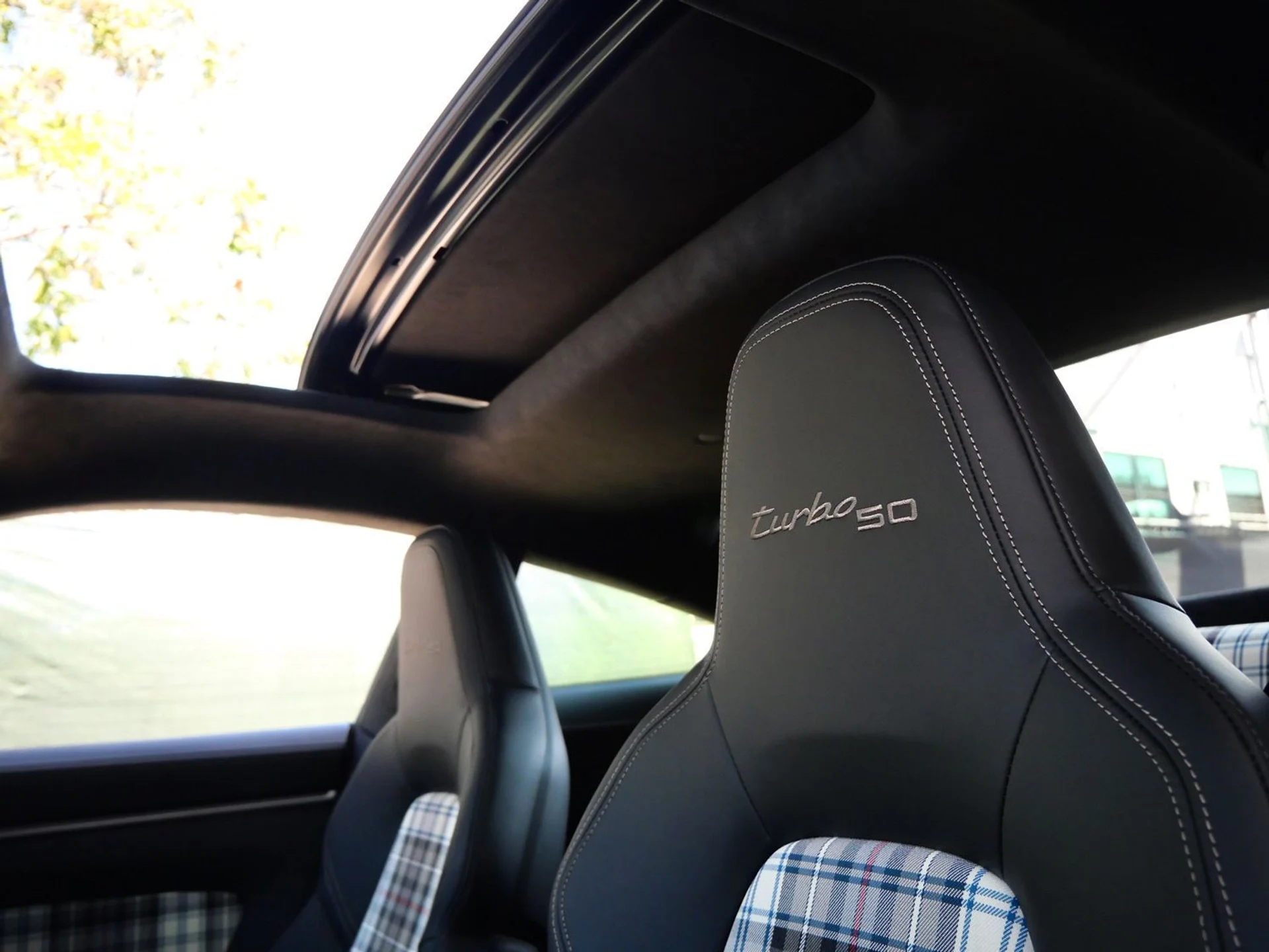 mph020_3342593931_50f4e1cccc2e0dc89c7e23426293f461x_fc0ace24de