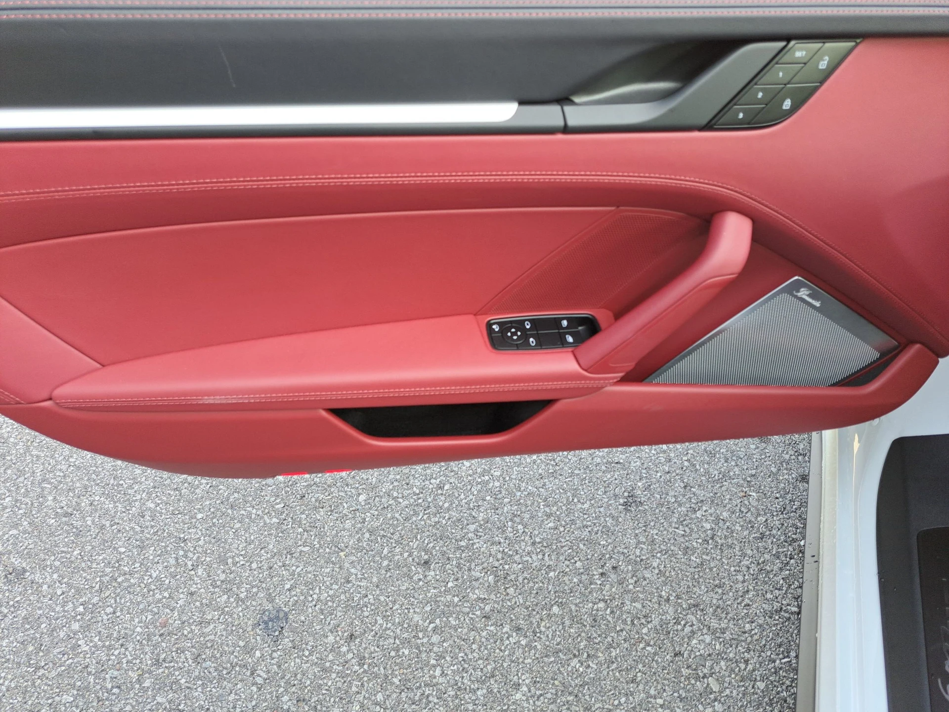 mph020_3344339675_bfc731823fdc5d8b39be8a9b08608254x_aa120d44ec