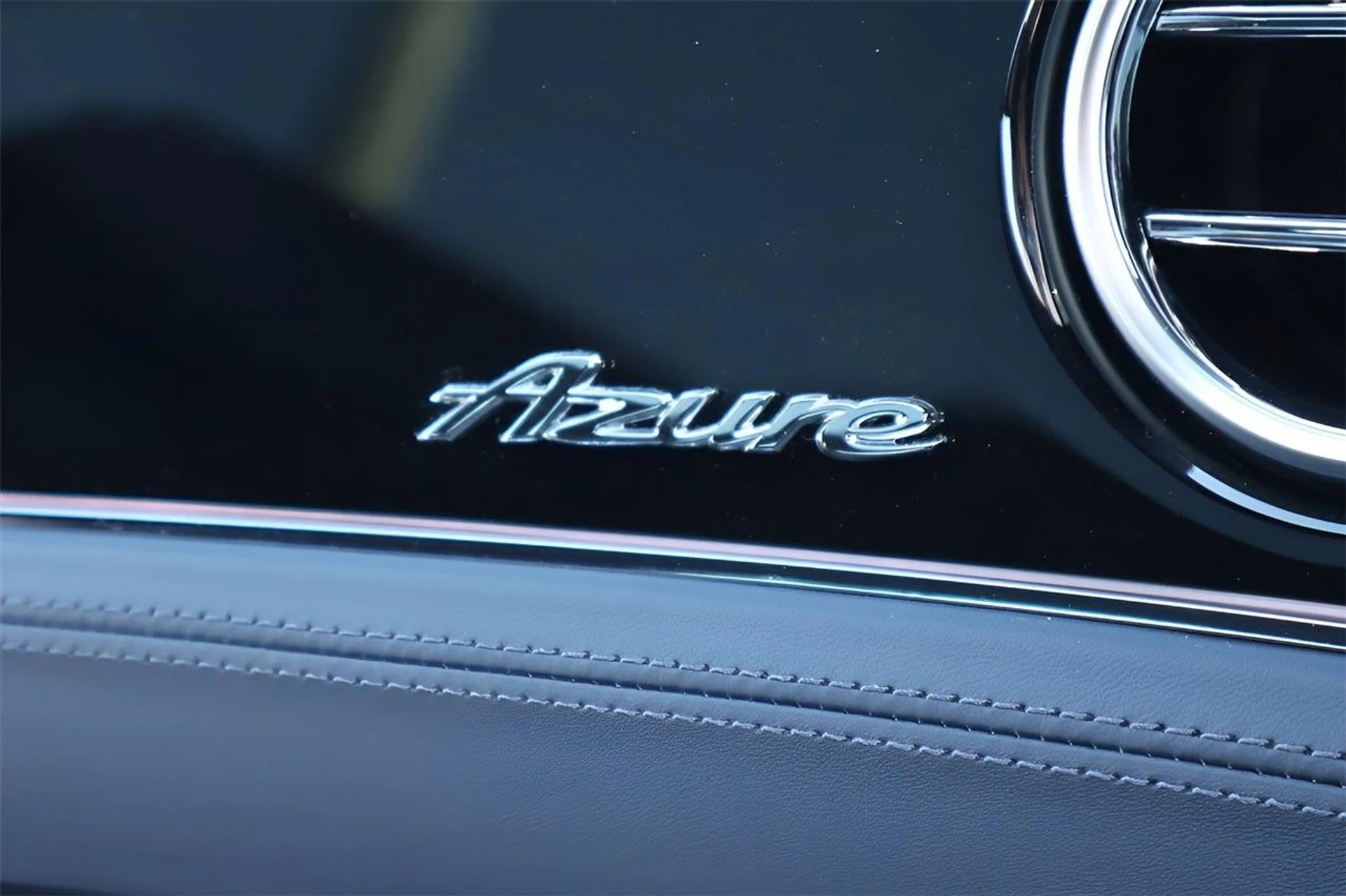 mph020_3353373989_21_daf501284c