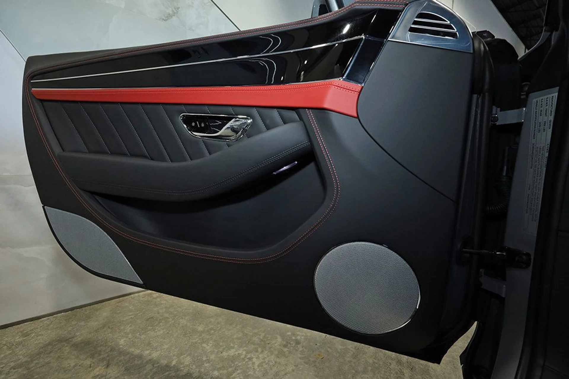 mph020_3353876260_used_2024_bentley_continental_gtcedition8convertible_9689_22892783_21_1024_c165bad9e0