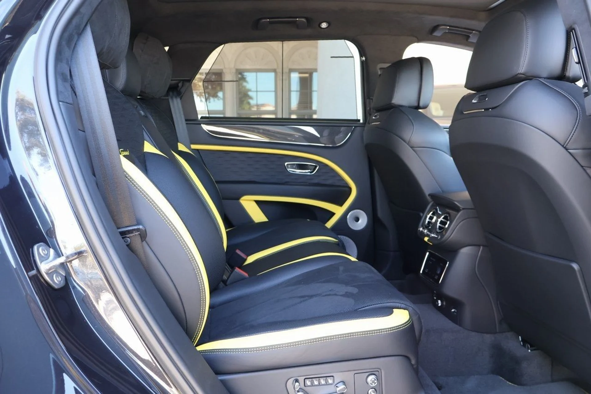 mph020_336006364_21_1e90d356b5