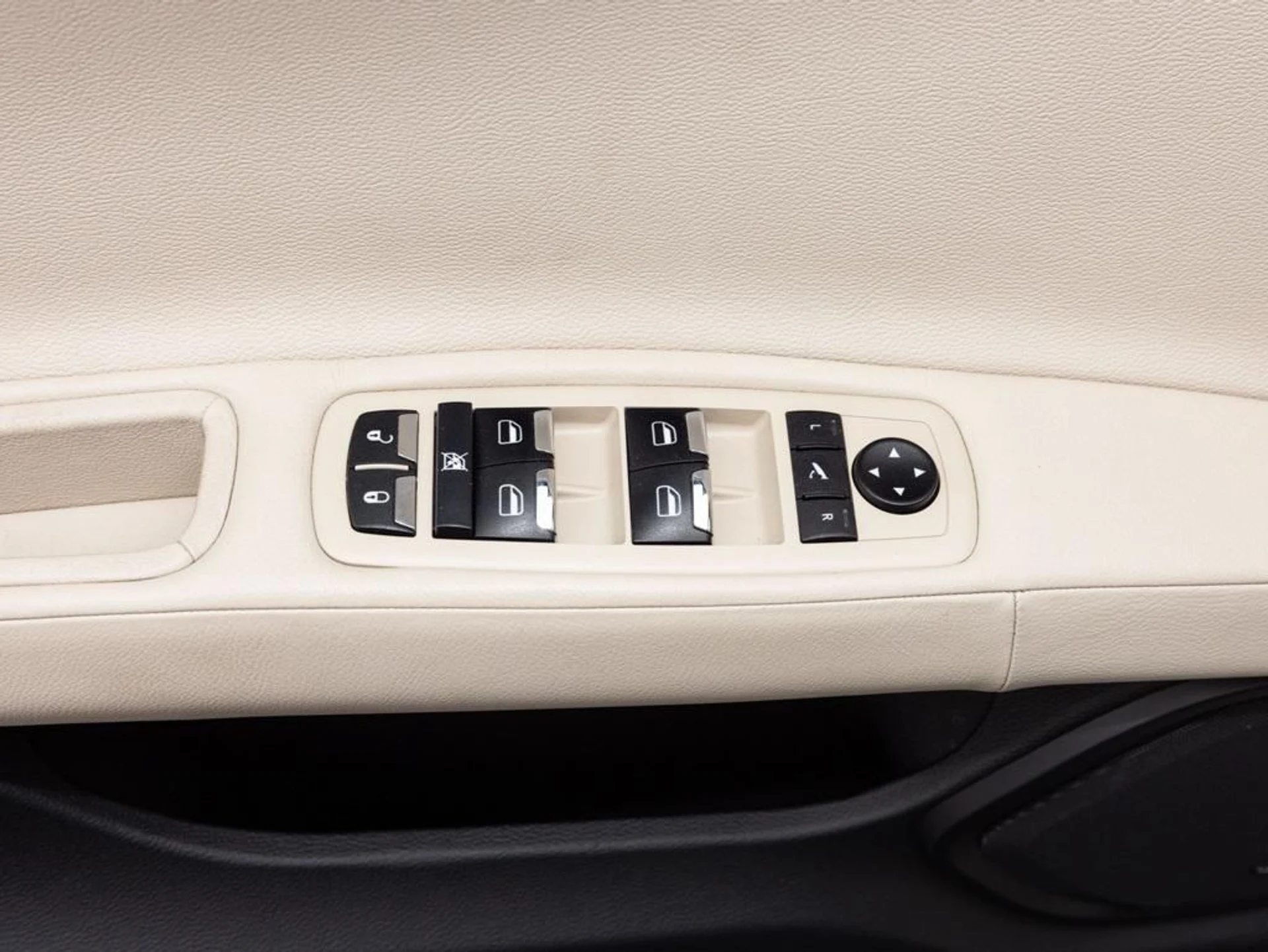 mph020_336328643_472374605_6925efca42064a968b9b85bc_7662297b47