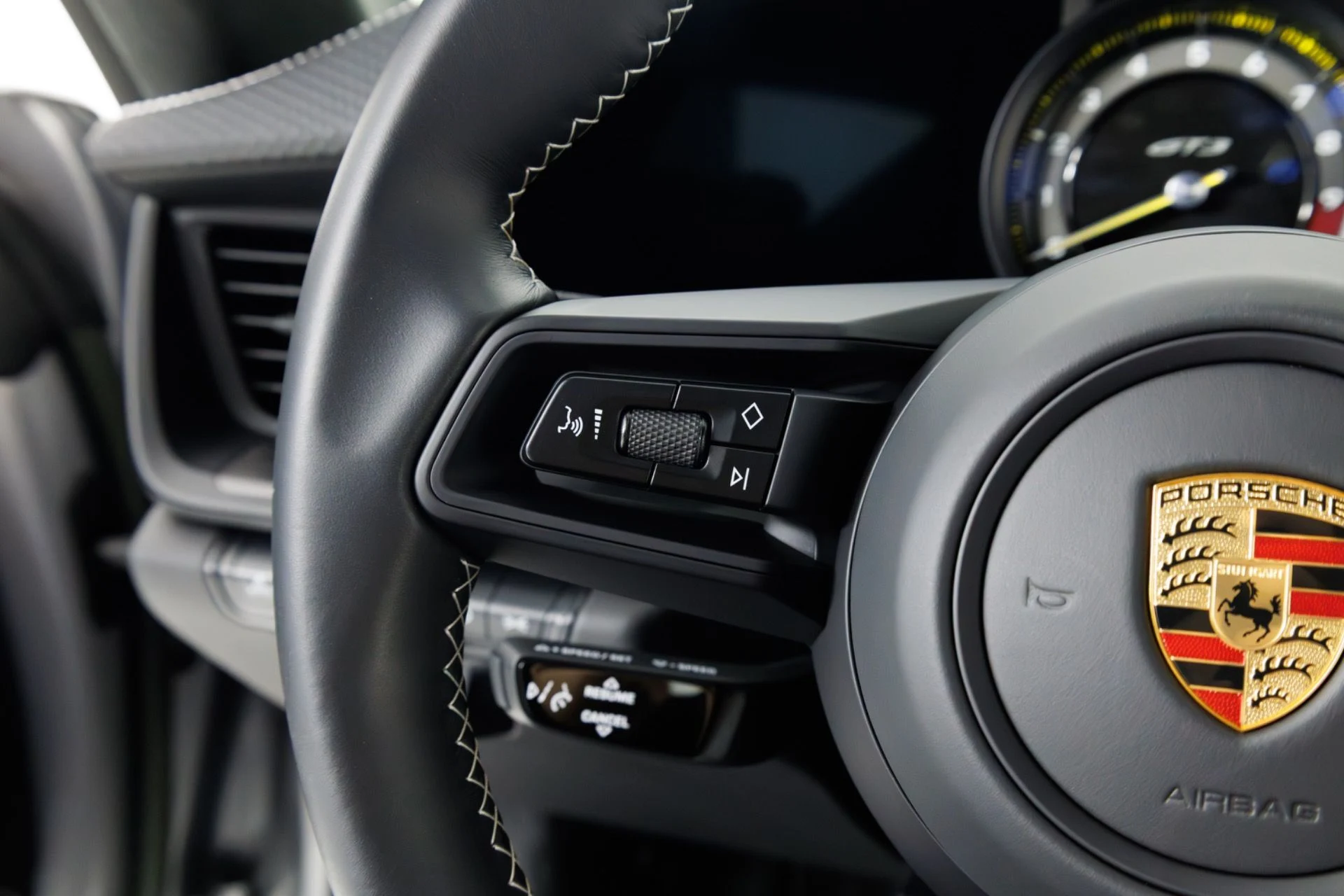 mph020_3365986528_Used_2022_Porsche_911_GT_3_Touring_1772748837_6c4a0ad64a